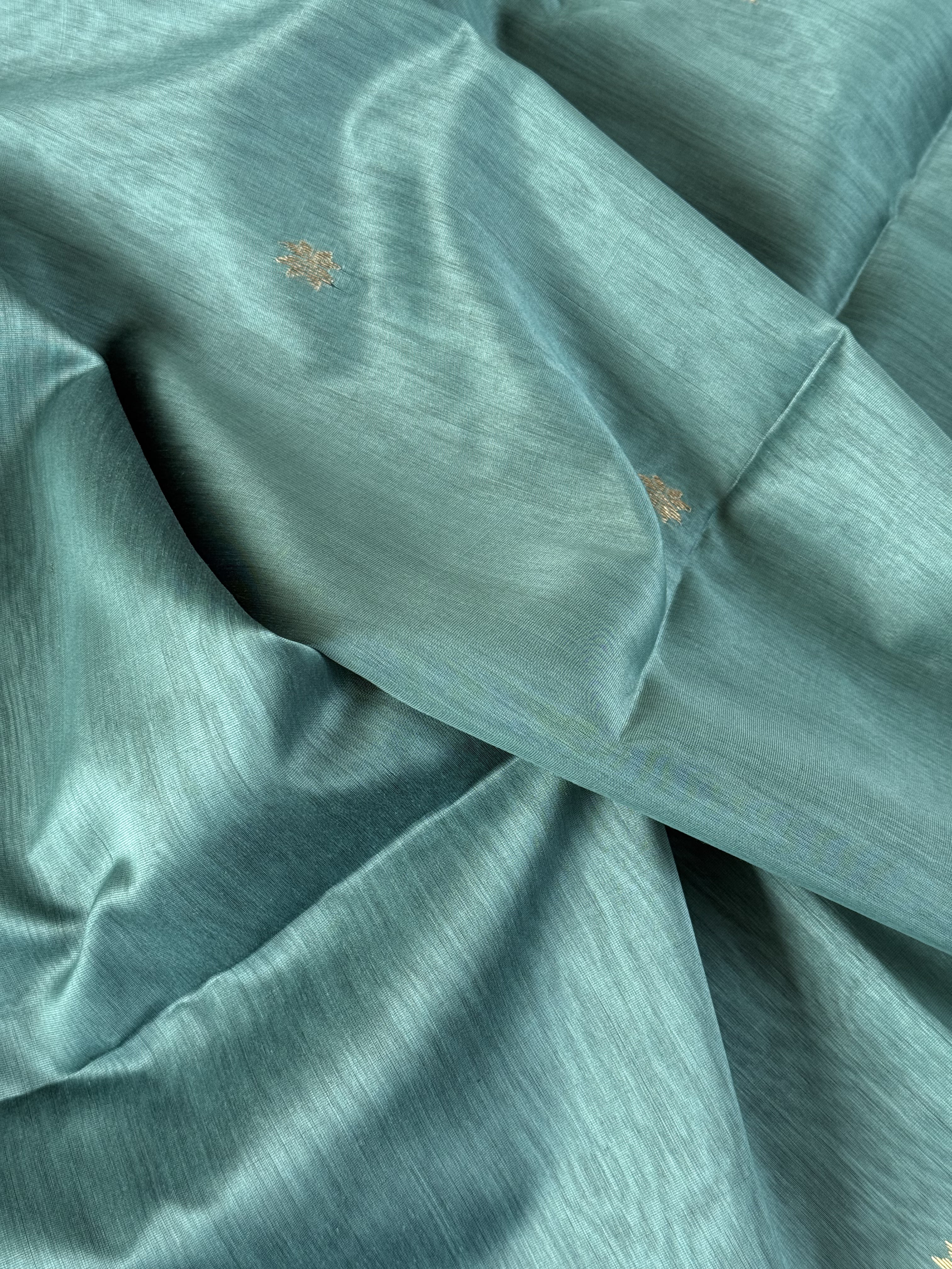 Apsara | Sky Blue And Black Maheshwari Silk Cotton Saree