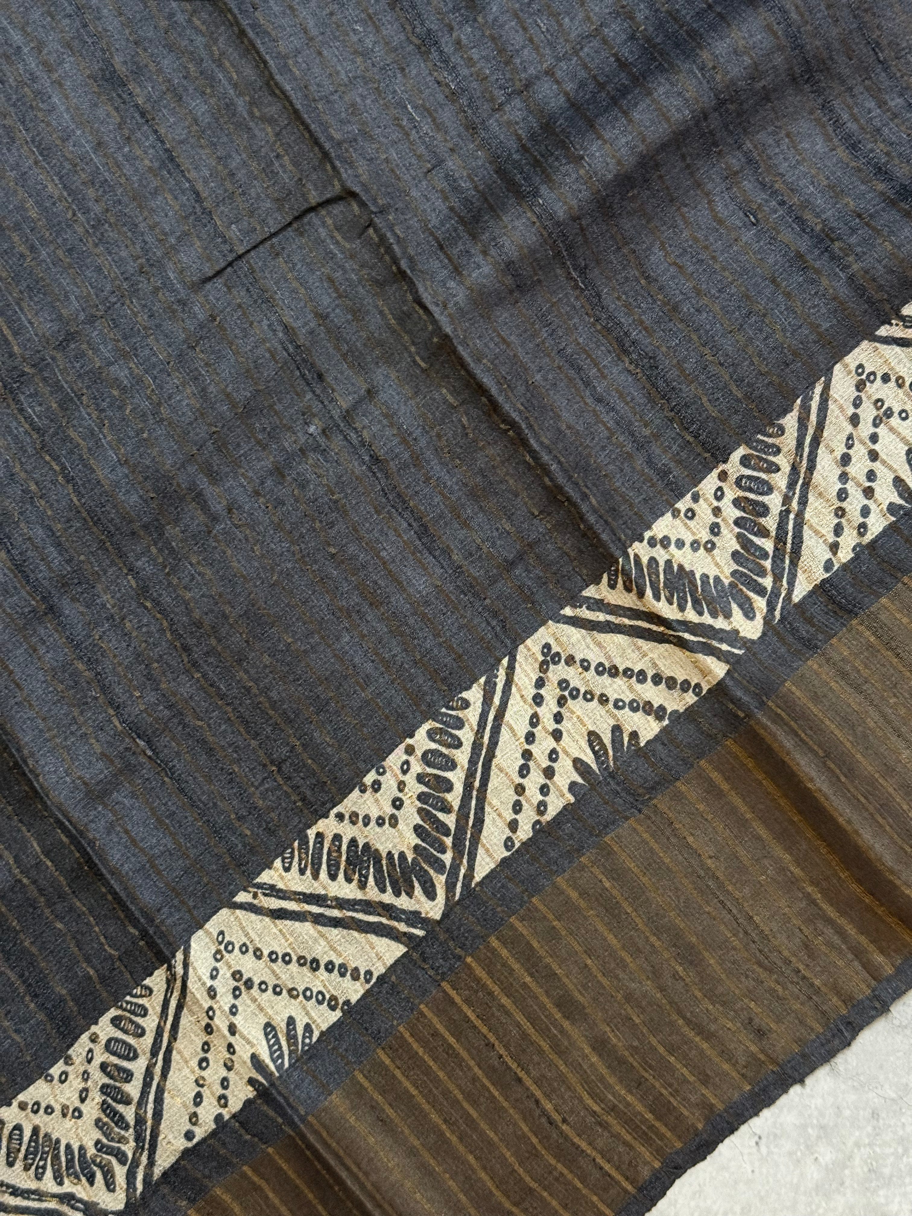 Arunima | Black and White Floral Printed Tussar Silk Saree