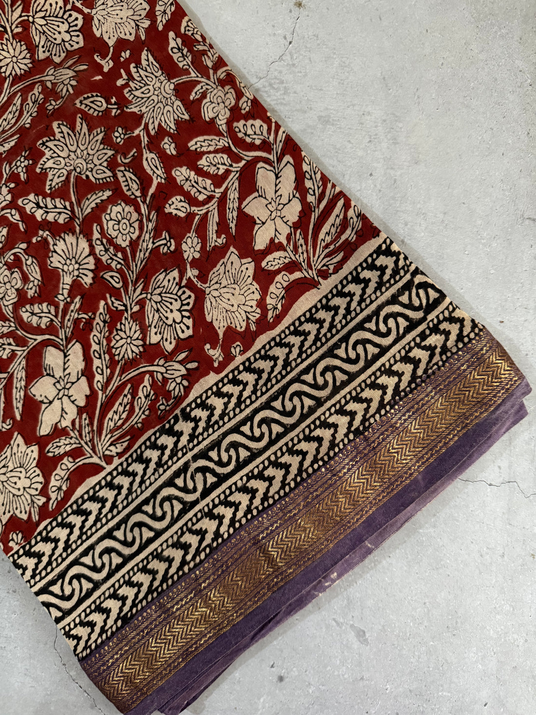 Lakshita | Maroon Block Printed Maheshwari Saree