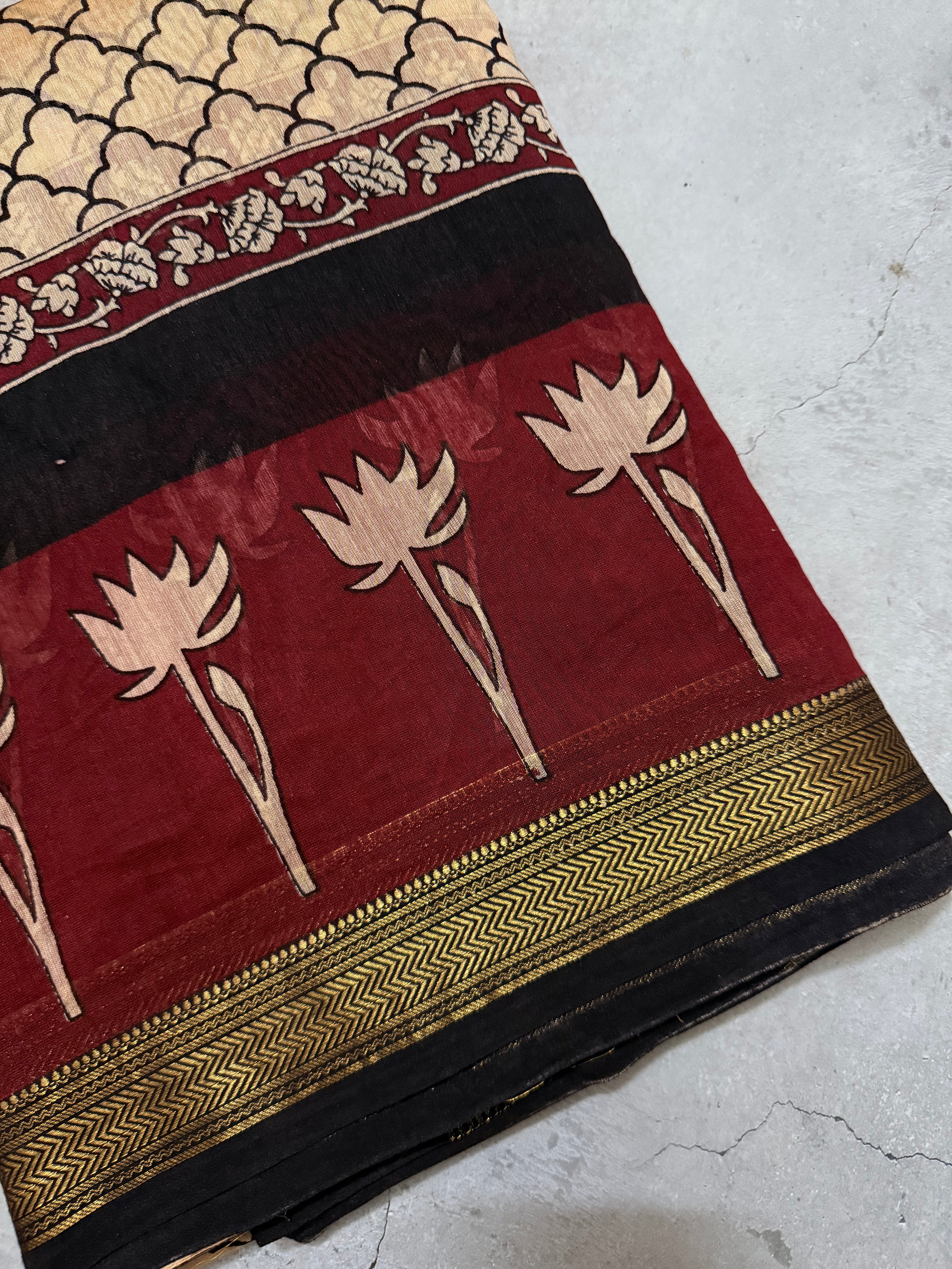 Zayana |Beige and Maroon Block Printed Maheshwari Saree