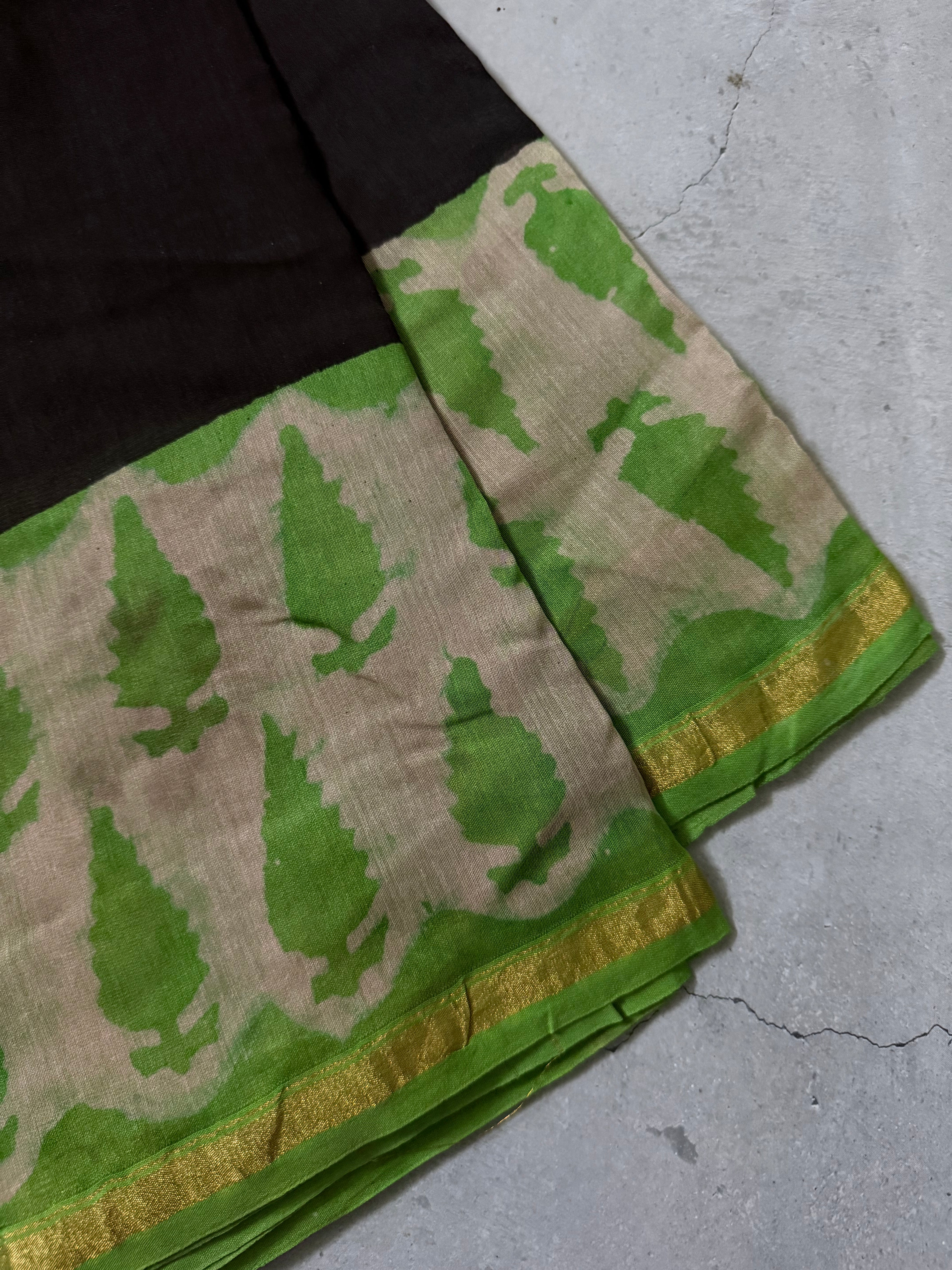 Kanisha | Black and Green Floral Block Printed Chanderi Saree