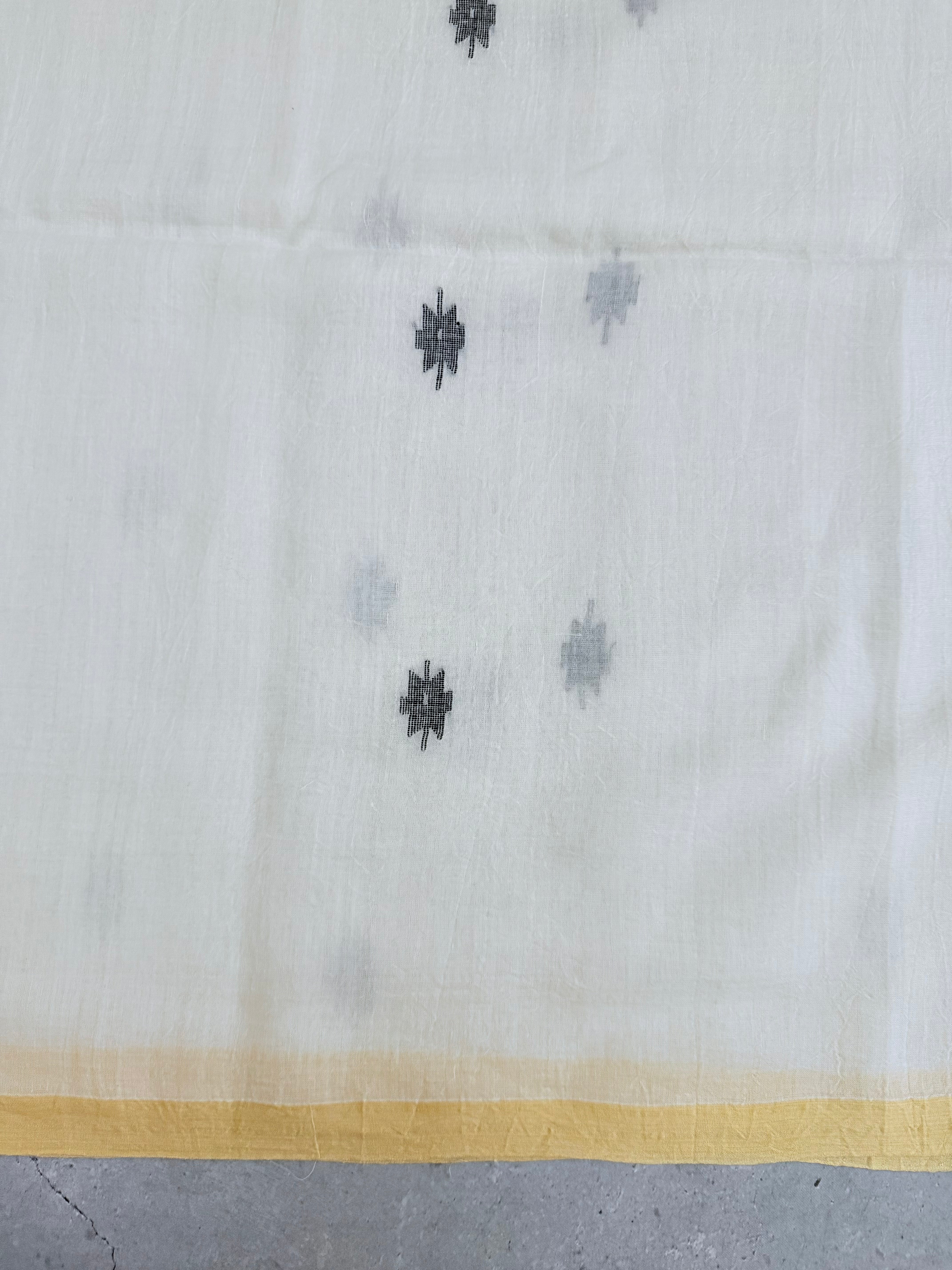 Champaka | Pearl white Jamdani Bengal Cotton Saree (Without Blouse)