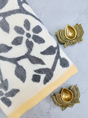 Champaka | Pearl white Jamdani Bengal Cotton Saree (Without Blouse)