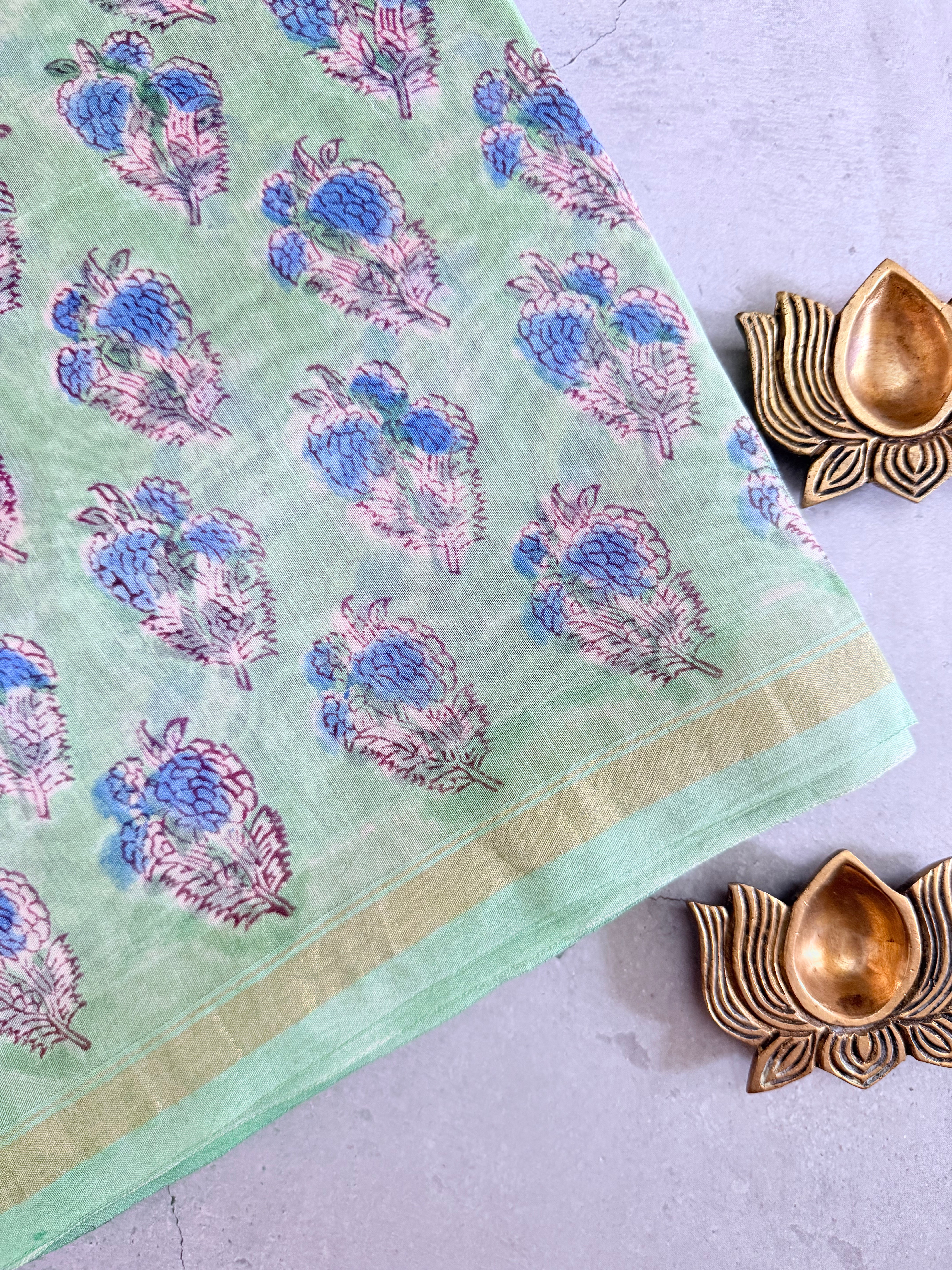 Mogra | Pastle Green Floral Block Printed Chanderi Saree