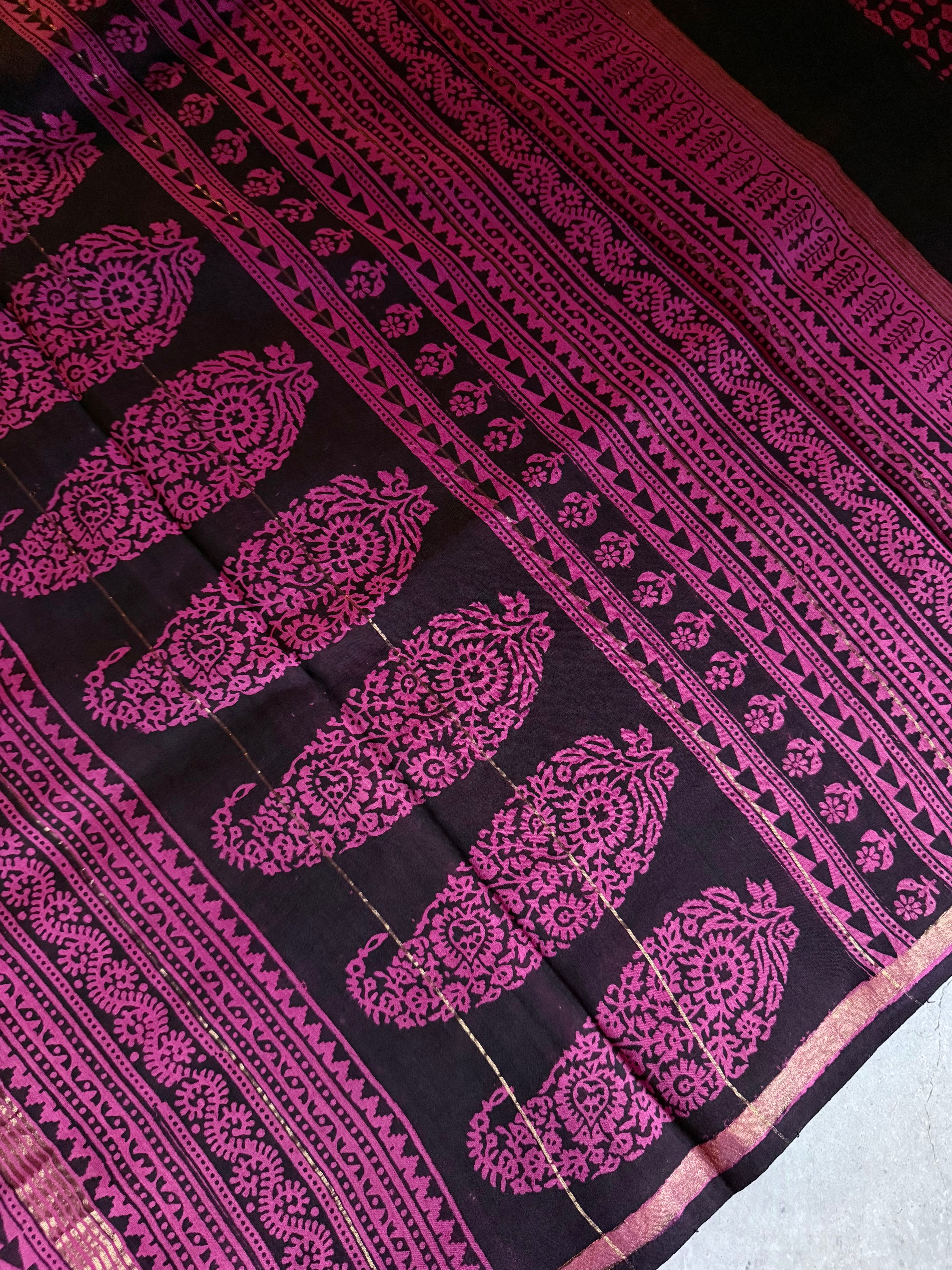 Kumudavalli | Pink and Black Bhag Printed Chanderi Saree