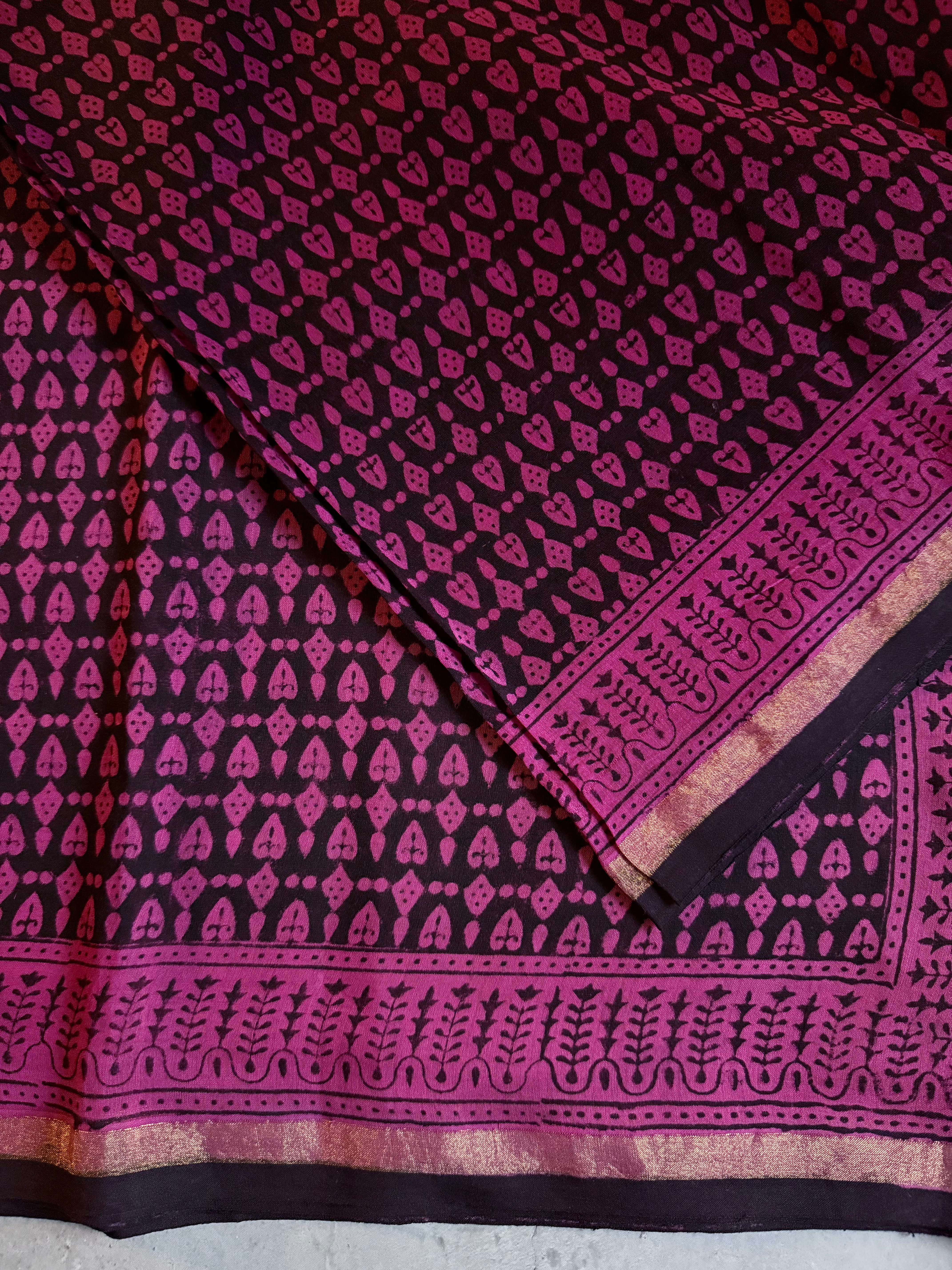 Kumudavalli | Pink and Black Bhag Printed Chanderi Saree