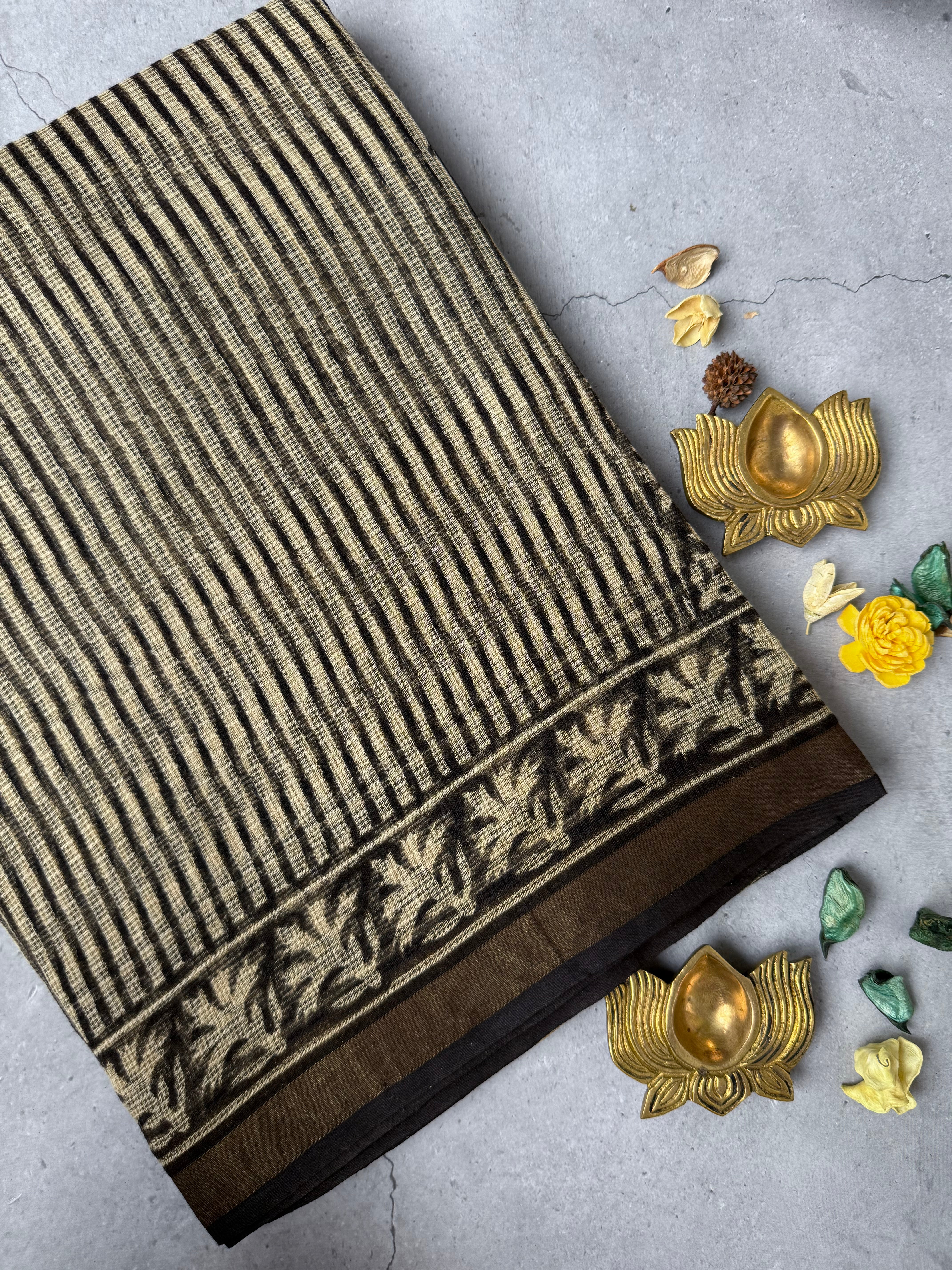 Gopuraja | Block Printed Kota Saree