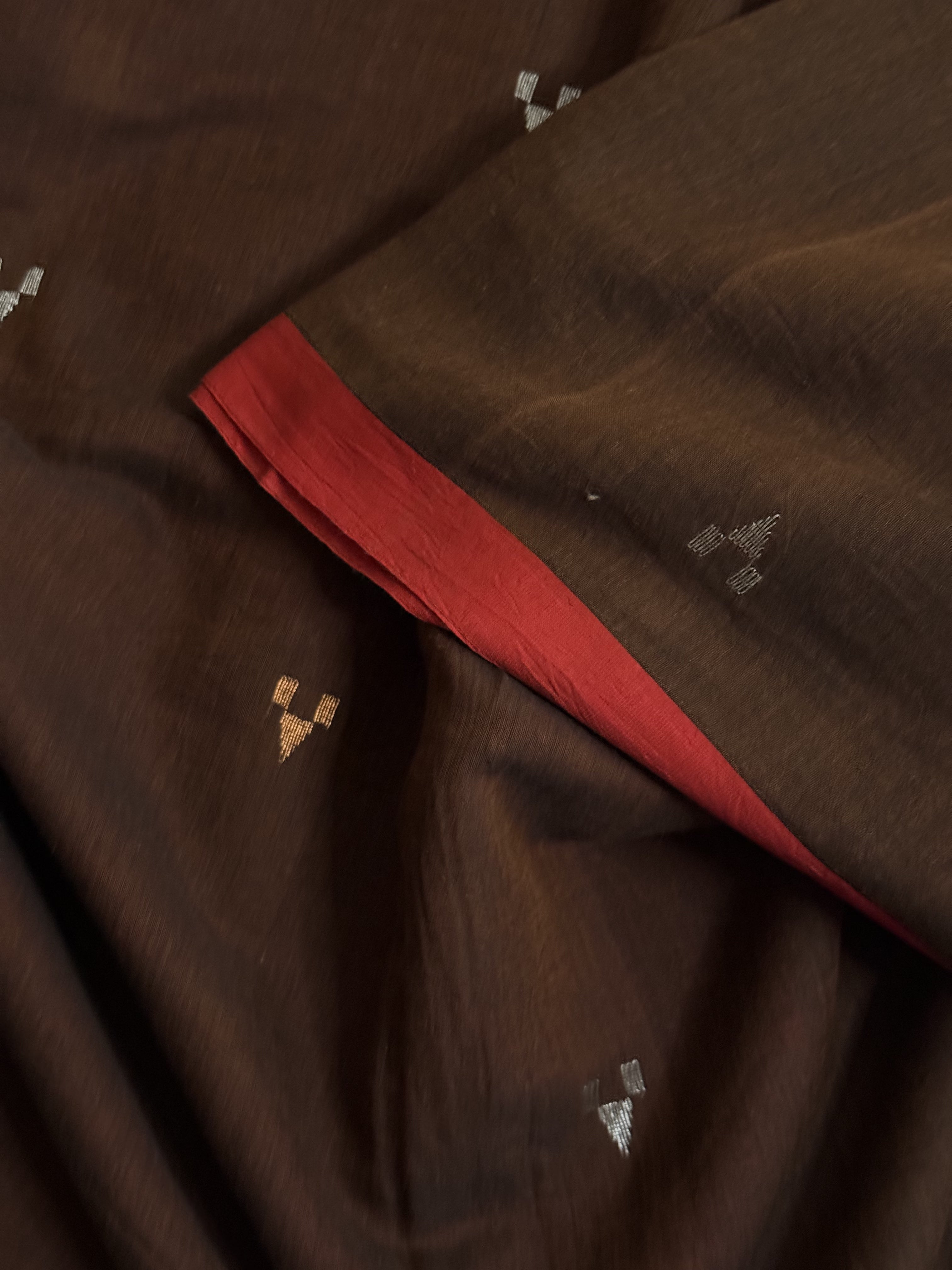 Vibha | Brown and Red Jamdani Bengal Cotton Saree
