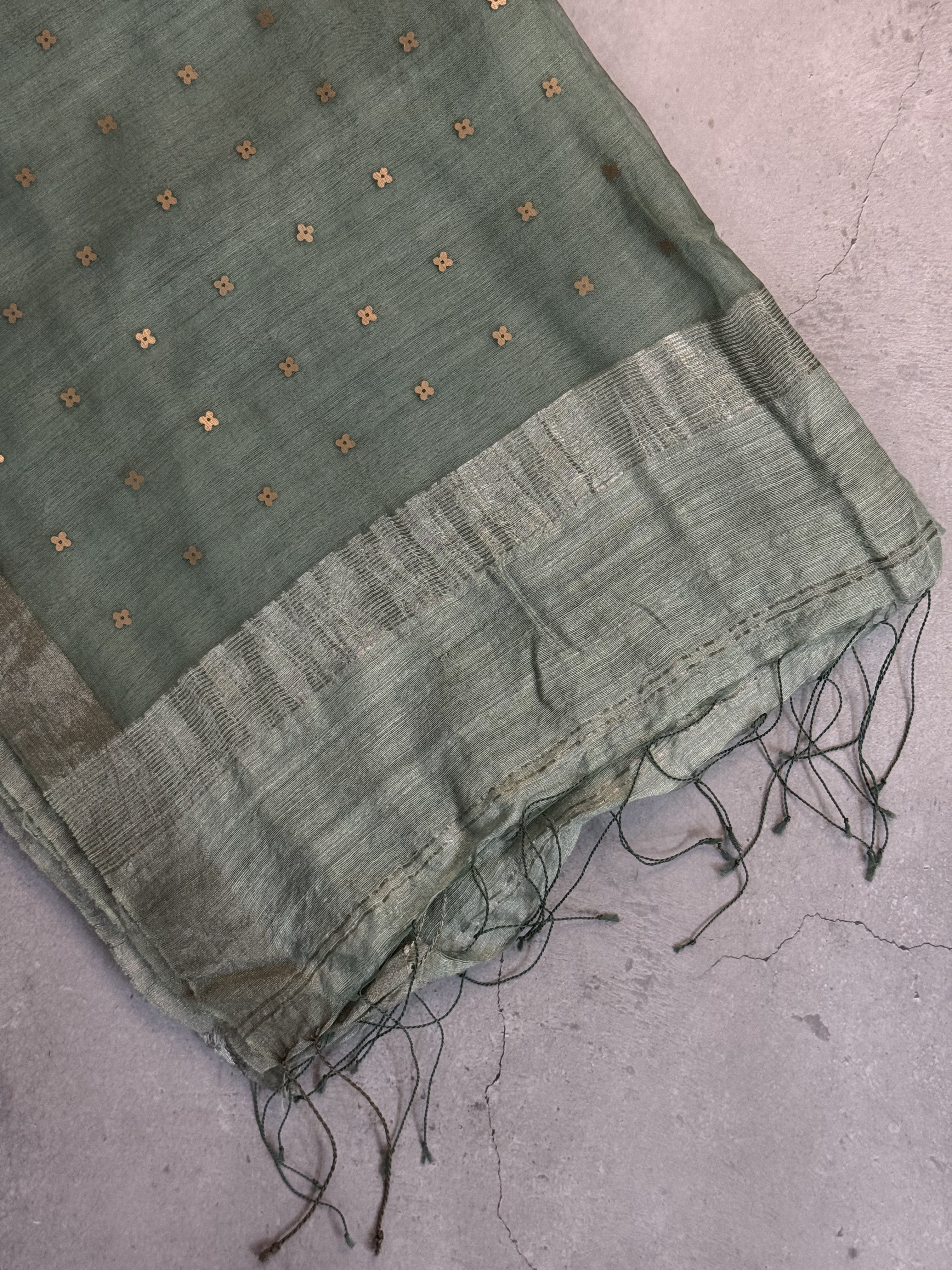 Amara | Greyish Blue Matka Silk Saree