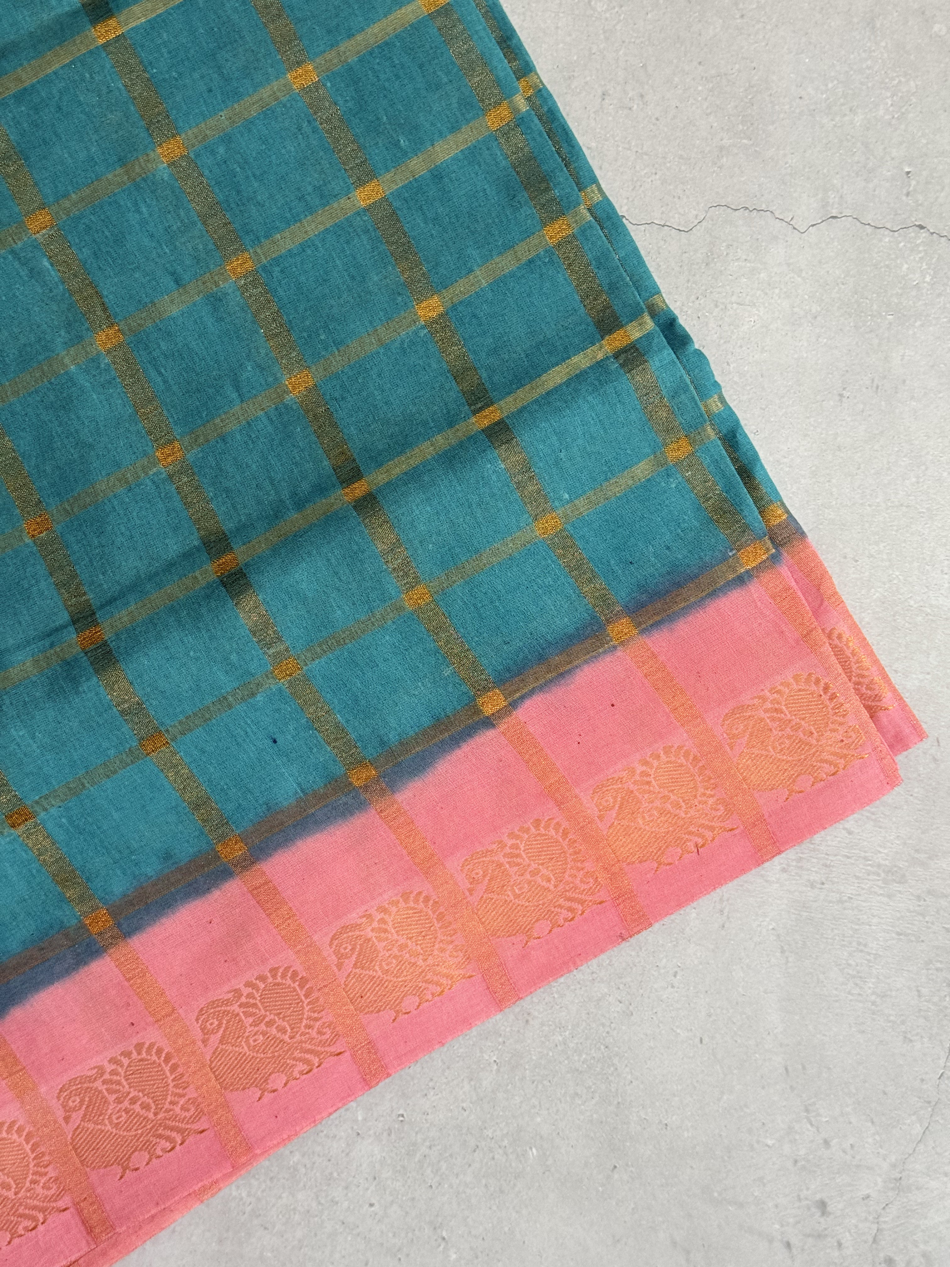 Alamelu | Blue and Pink Sungudi Cotton Saree