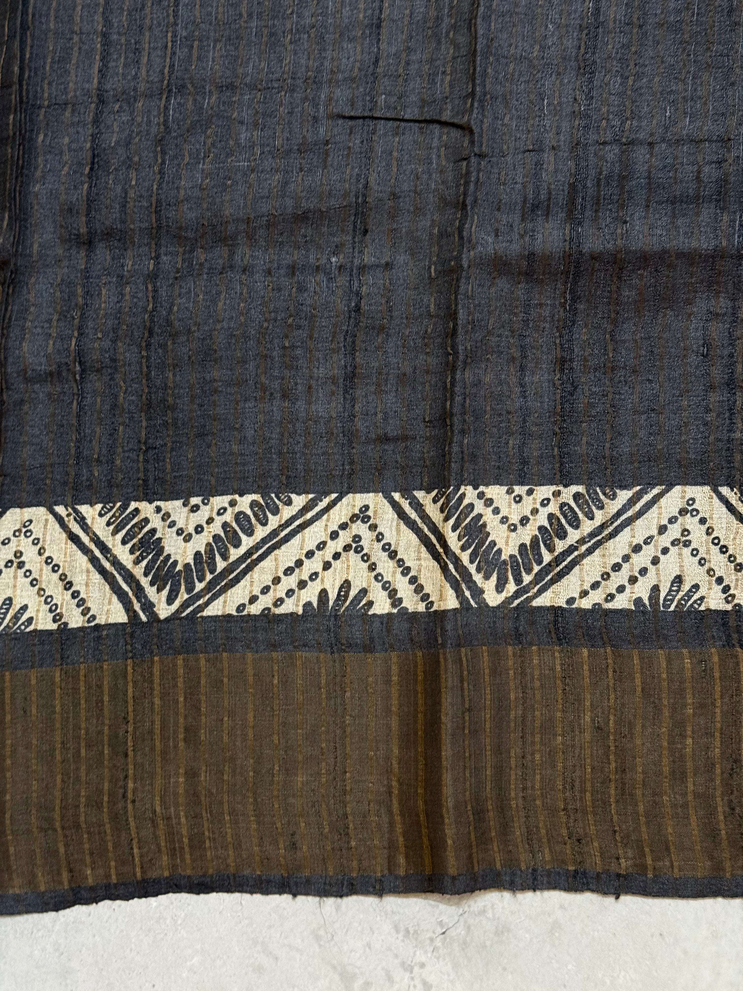 Arunima | Black and White Floral Printed Tussar Silk Saree