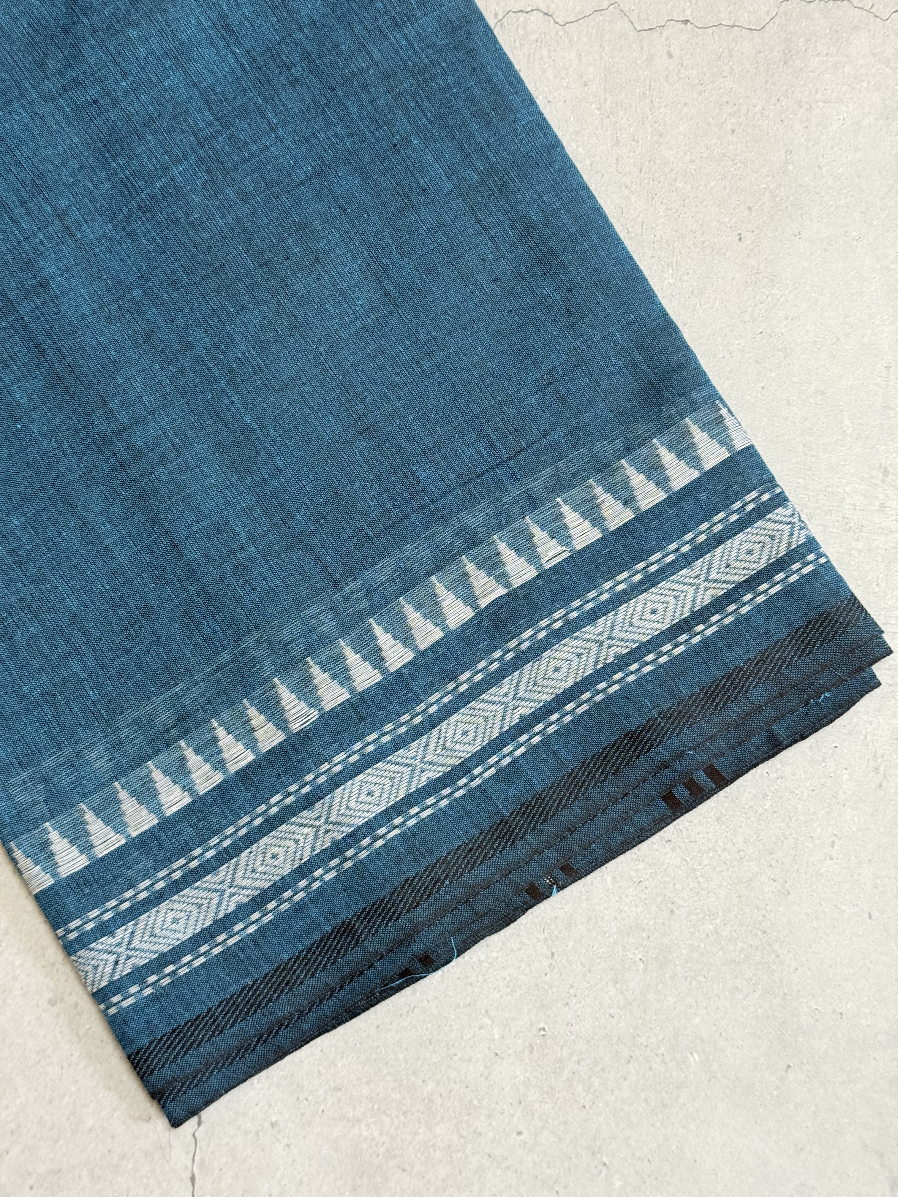 Chaya | Blue and Green Mul Cotton Saree