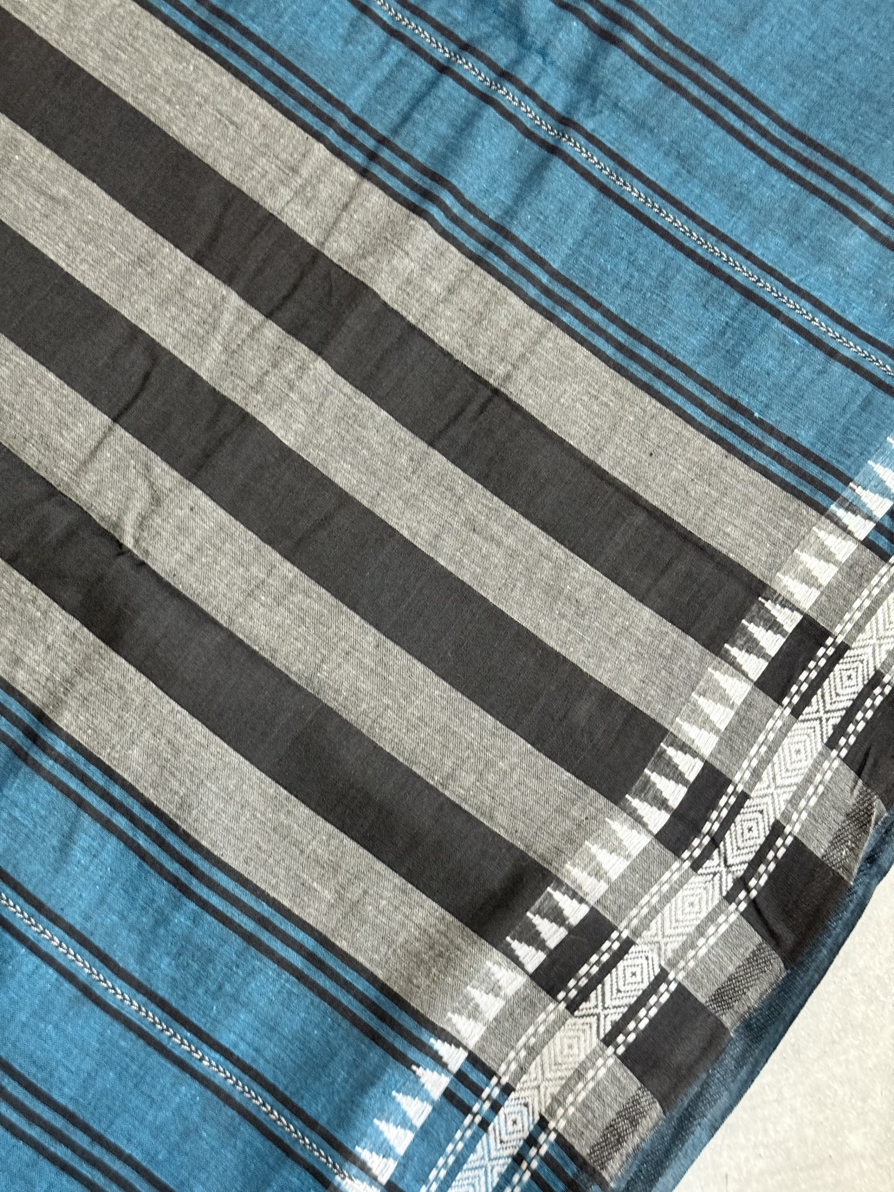 Chaya | Blue and Green Mul Cotton Saree