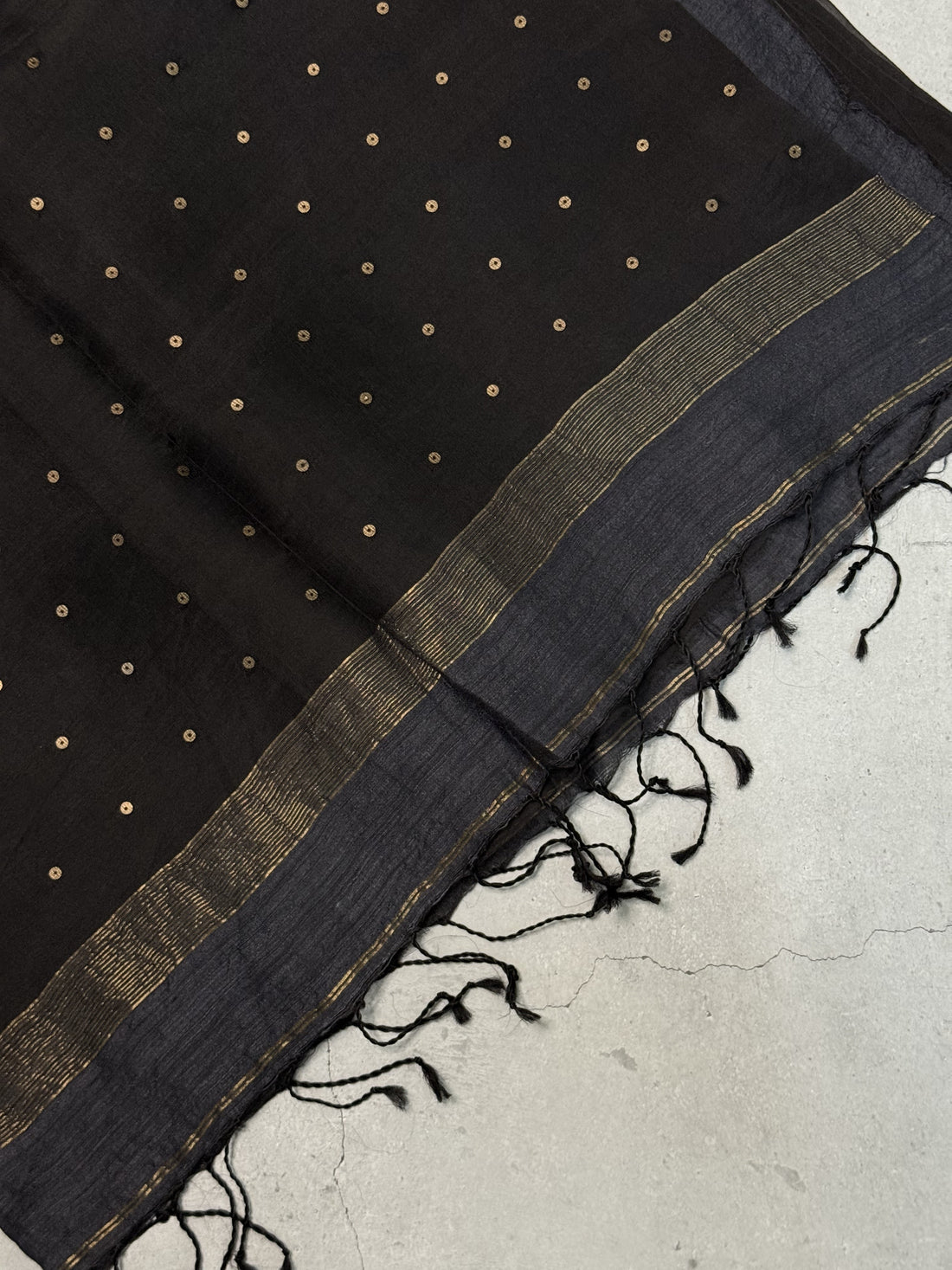 Dhaara | Black Muslin Silk Saree
