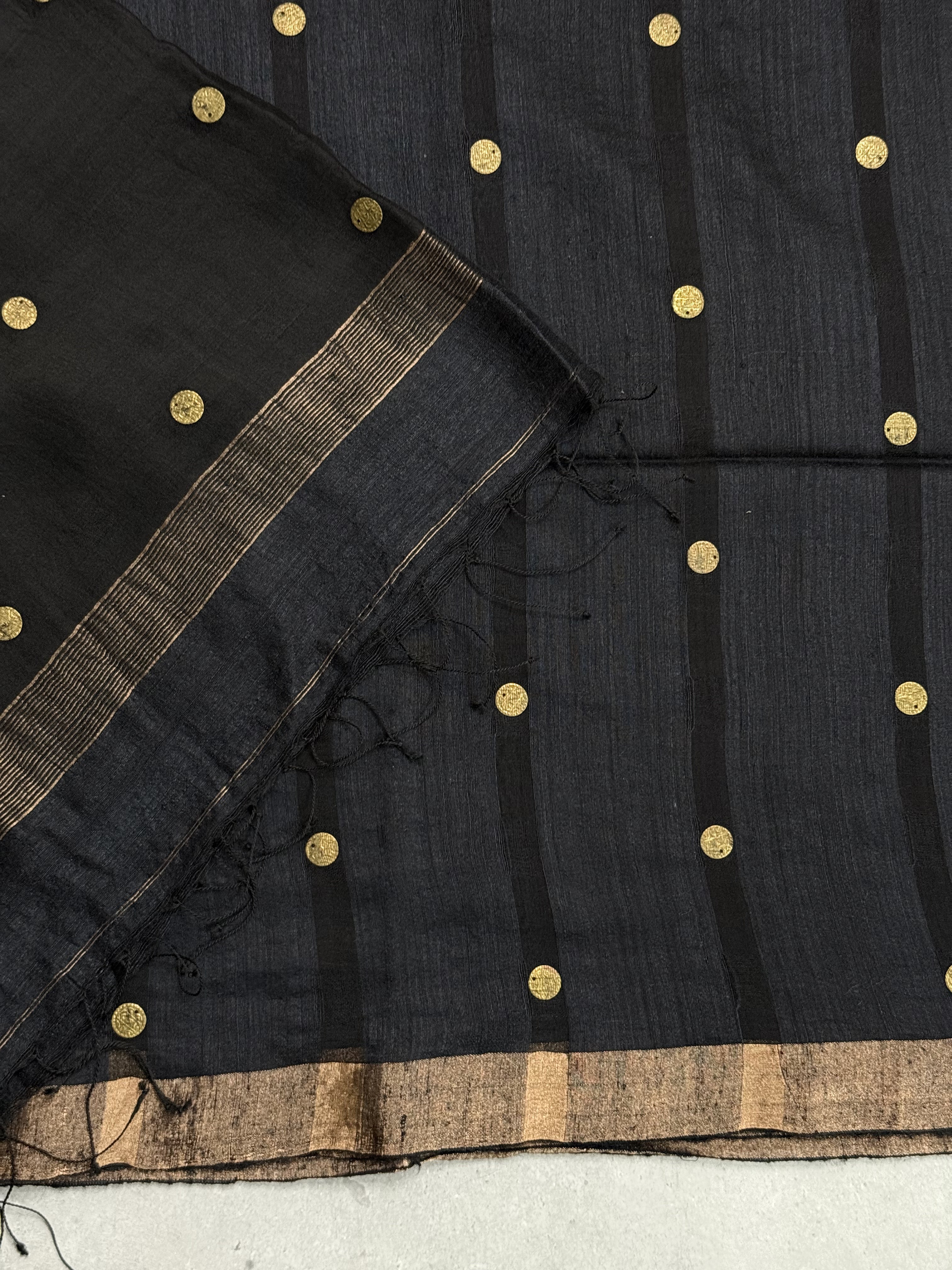 Gagana | Black Matka Silk Saree