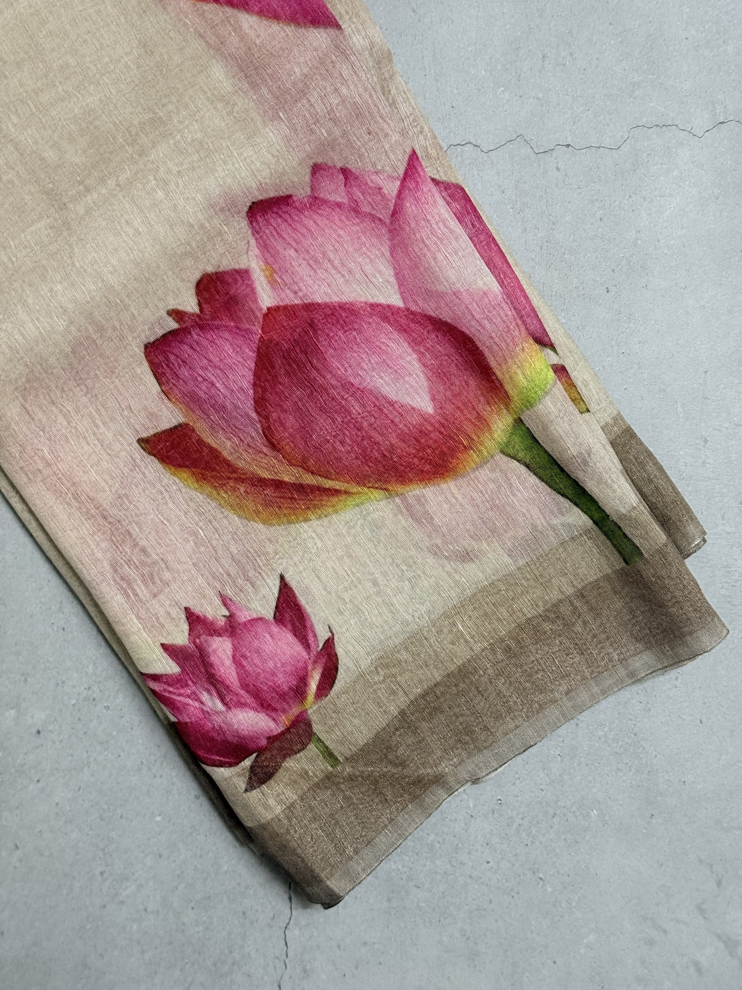 Senthmarai | Beige and Red Lotus Printed Linen Silk Saree