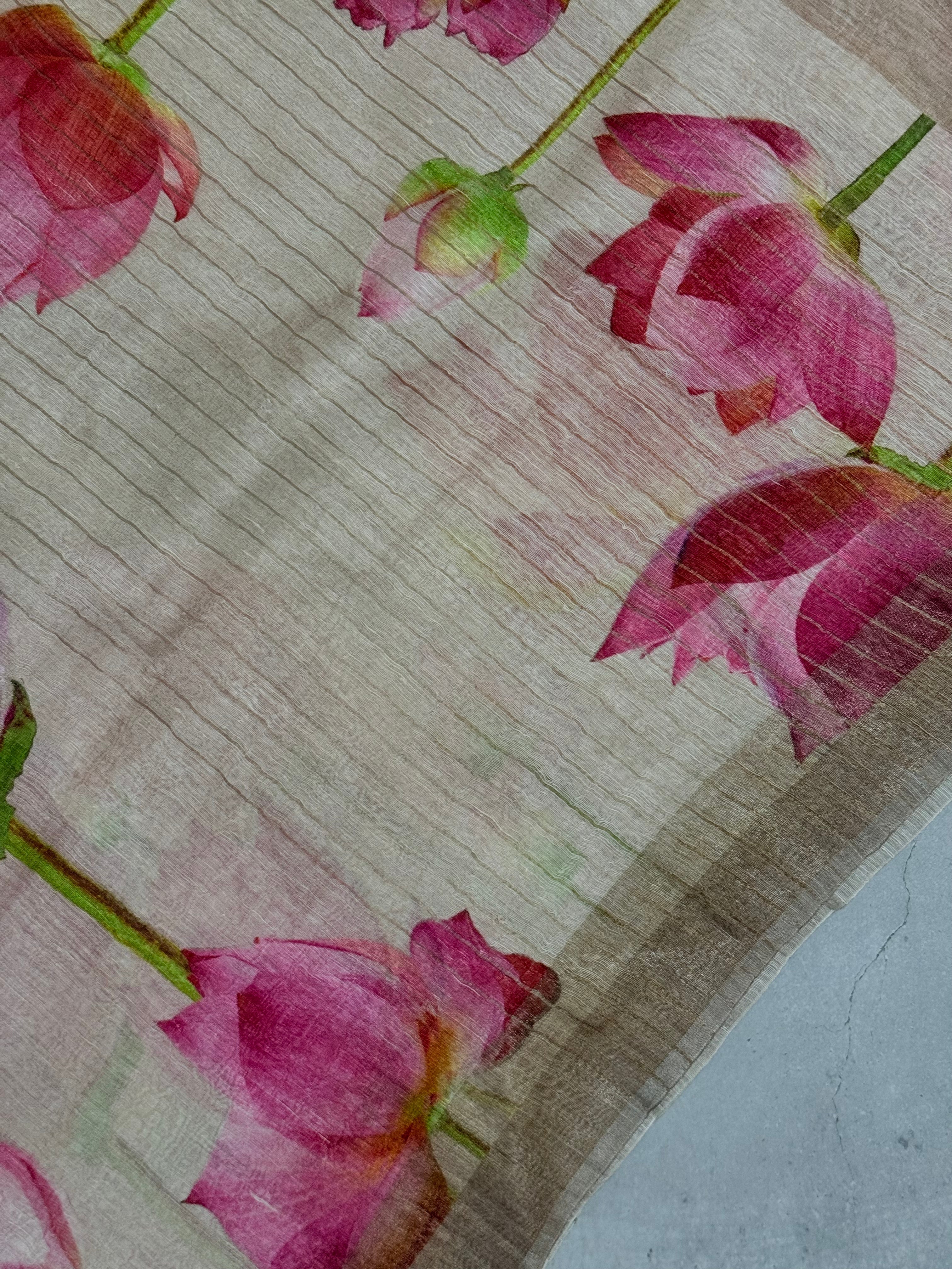 Senthmarai | Beige and Red Lotus Printed Linen Silk Saree