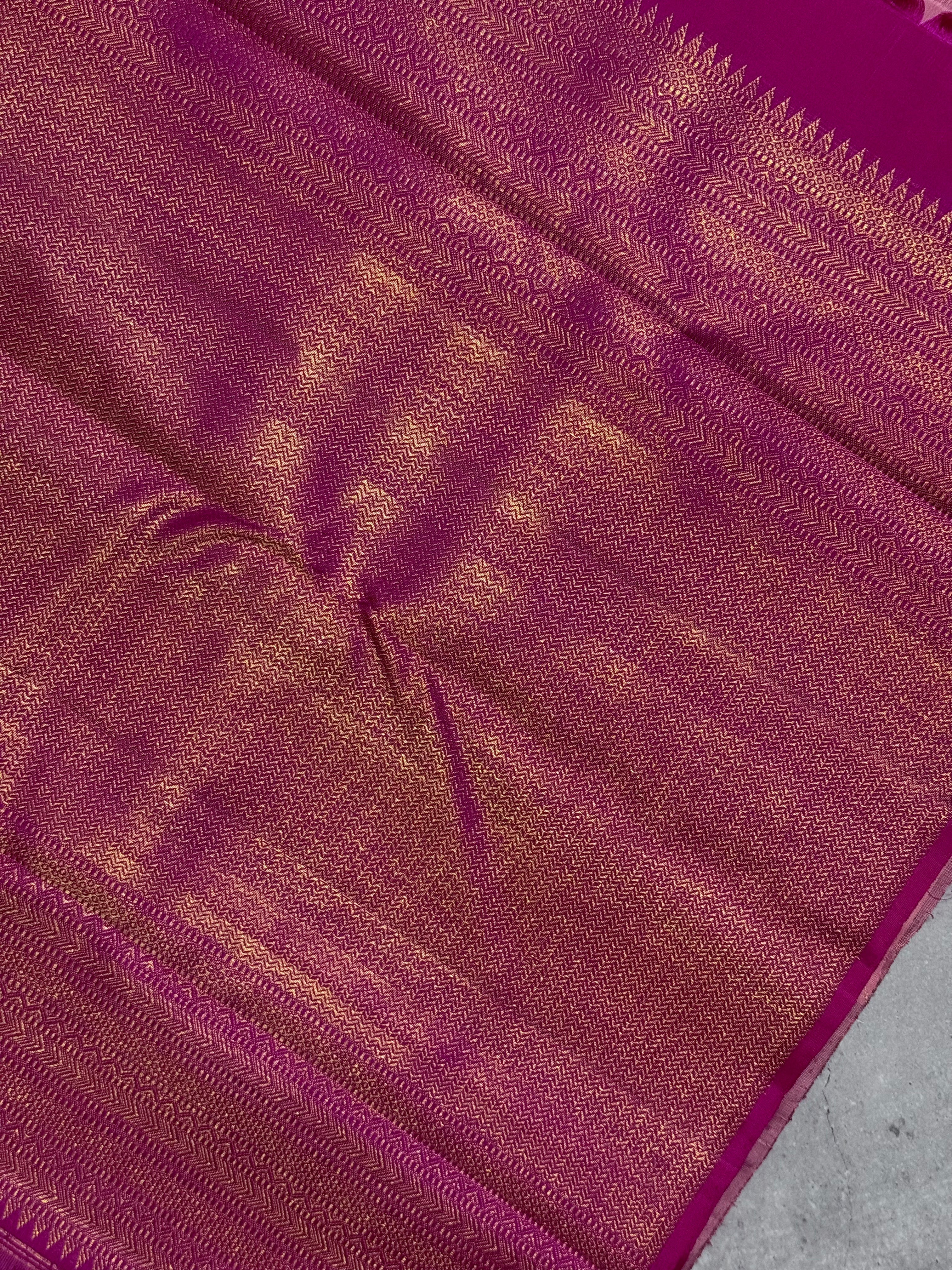 Siyaara | Pink Kanjivaram Silk Saree