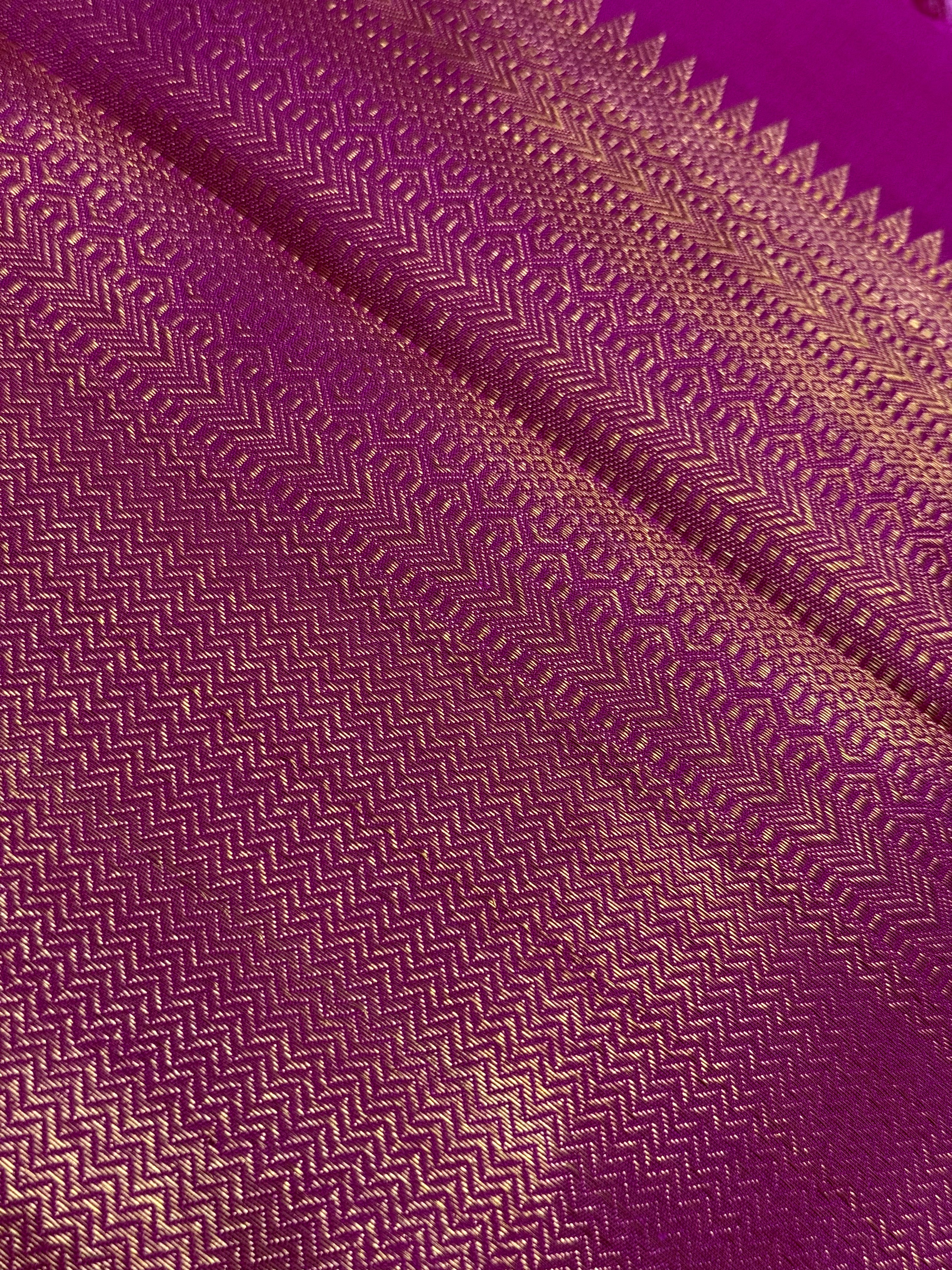Siyaara | Pink Kanjivaram Silk Saree