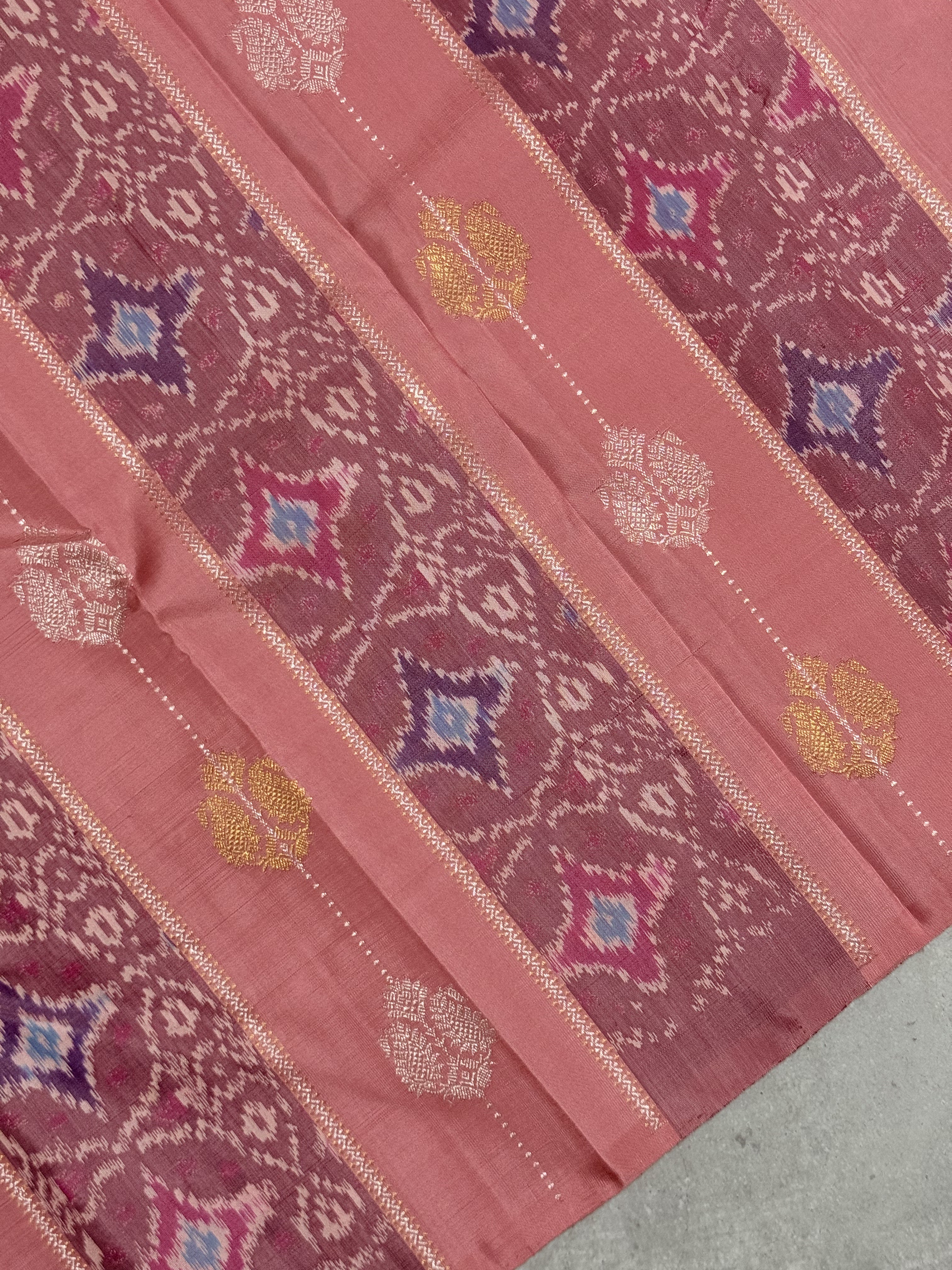 Siyaara | Pink Kanjivaram Silk Saree