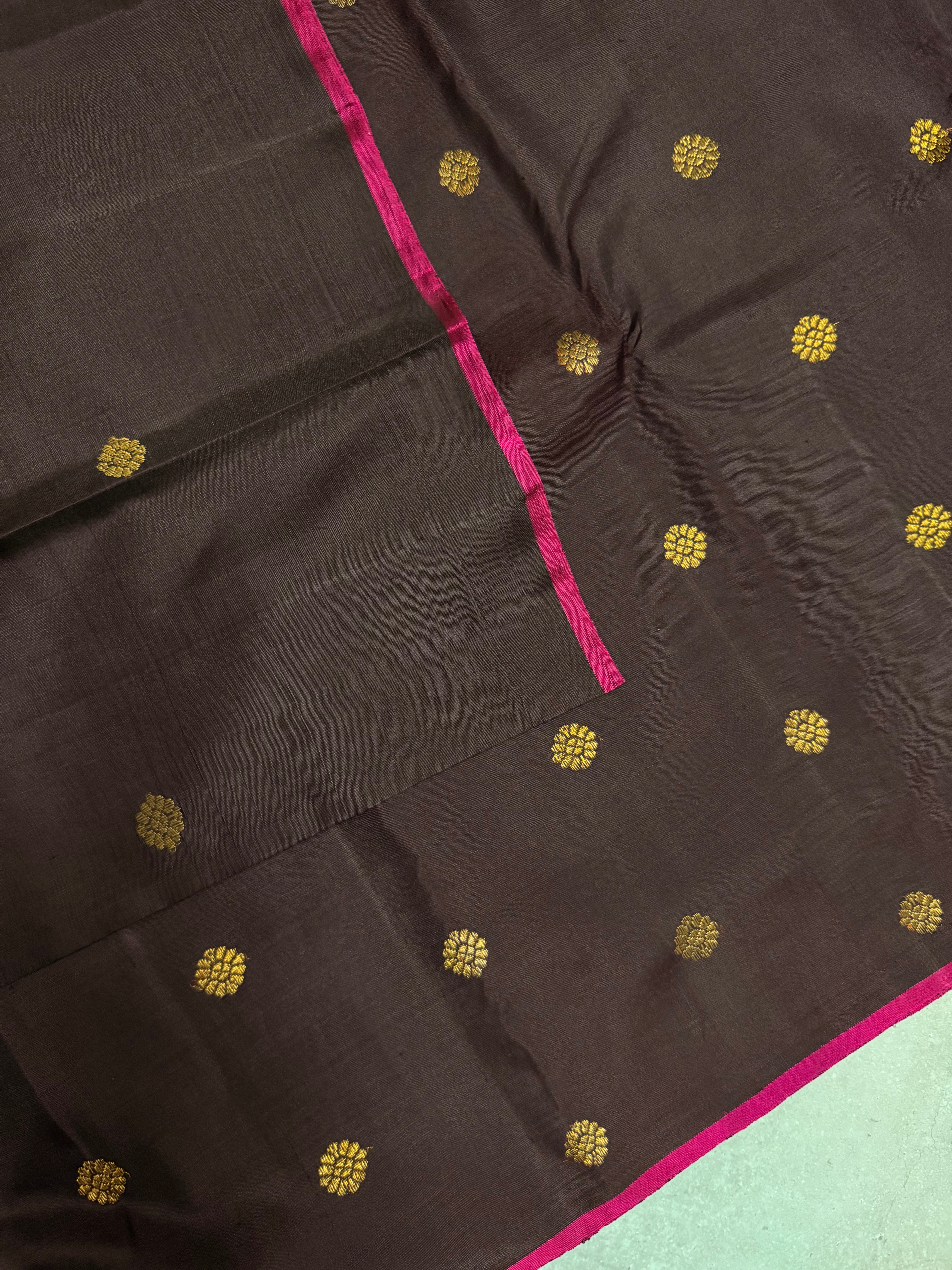 Suvarna | Brown and Pink Kanjivaram Silk Saree