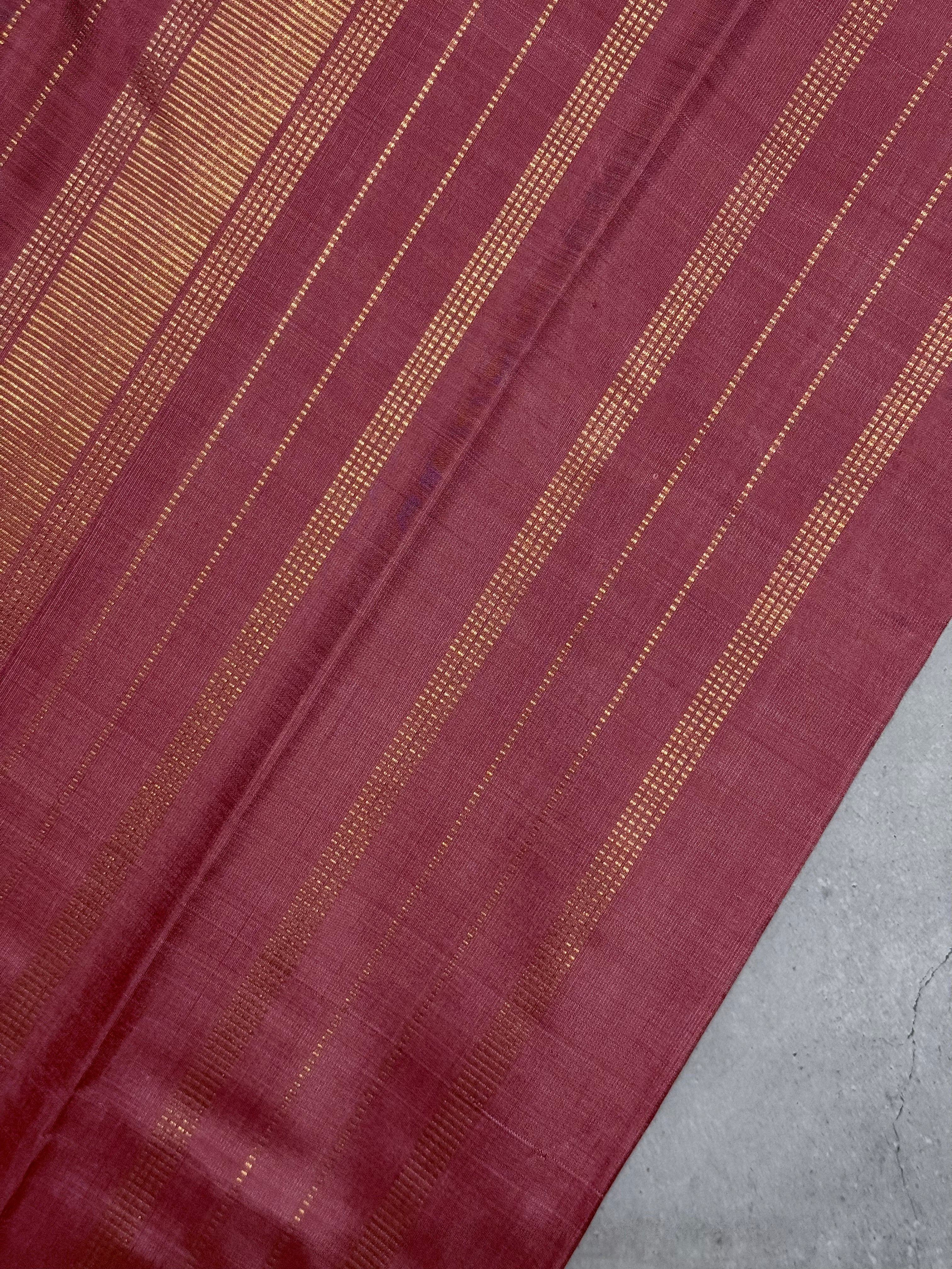 Adhiti | Onion Pink Printed Kanjivaram Kora Silk Saree