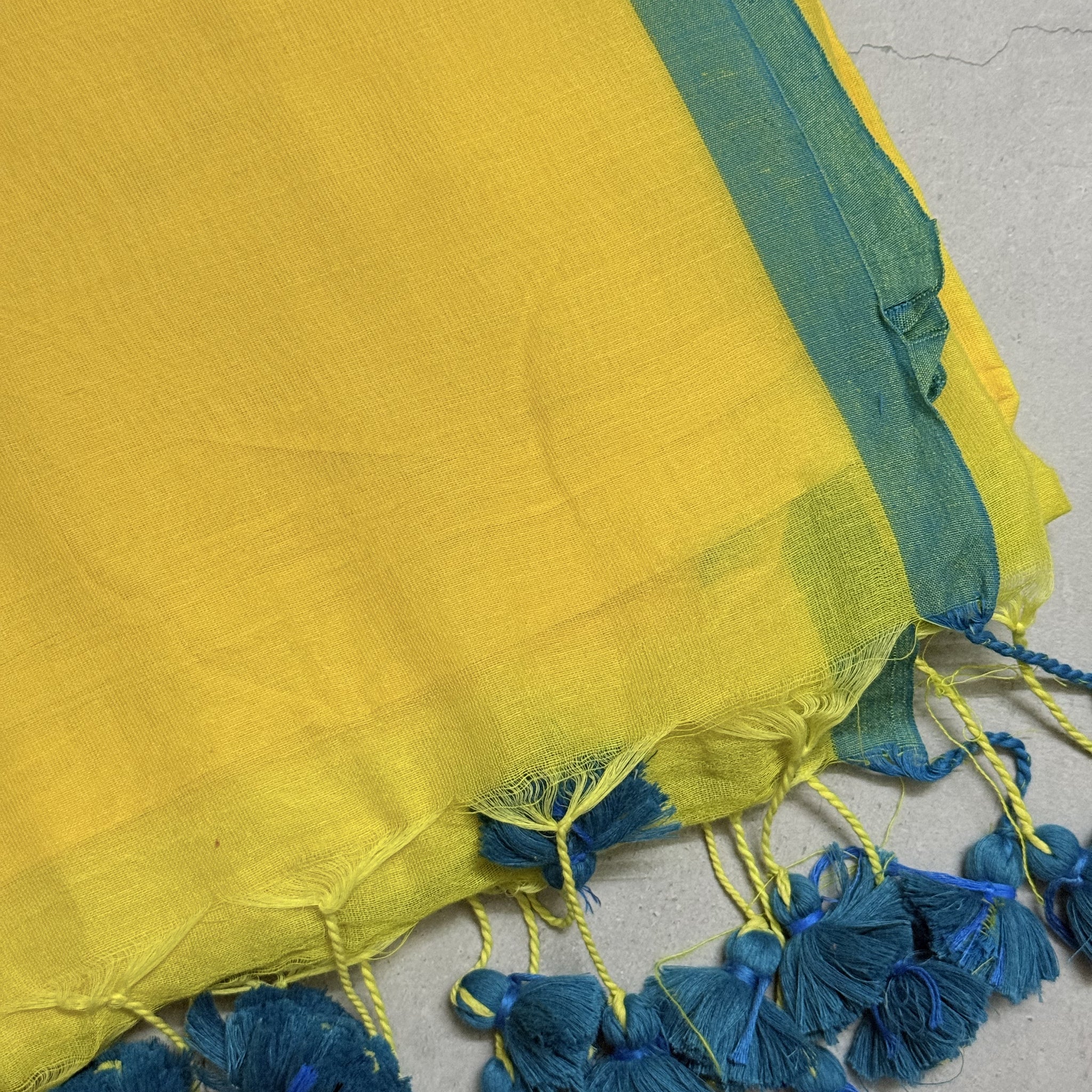 Tia | Yellow and Blue Mul Cotton Saree