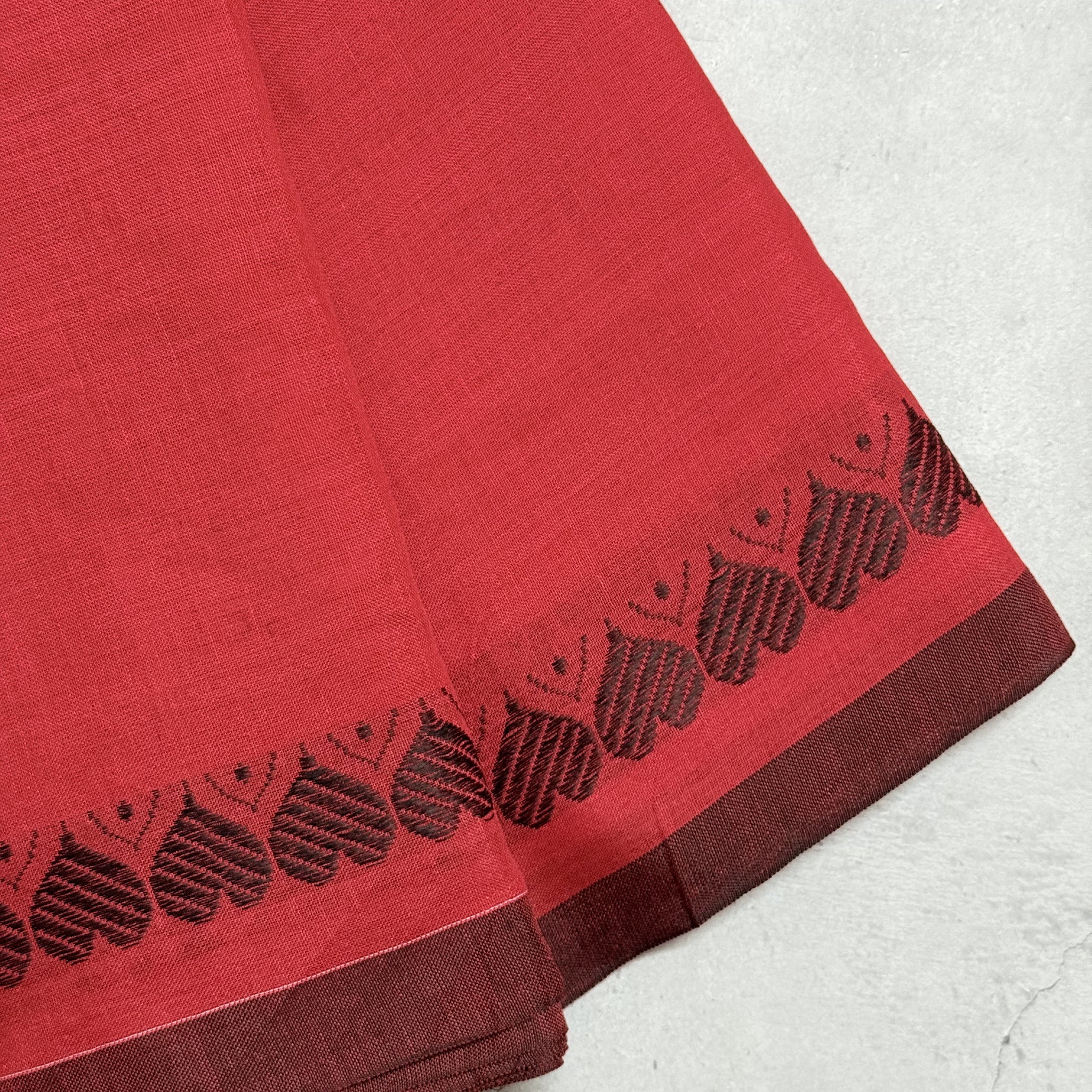 Syna | Red and Black Cotton Saree