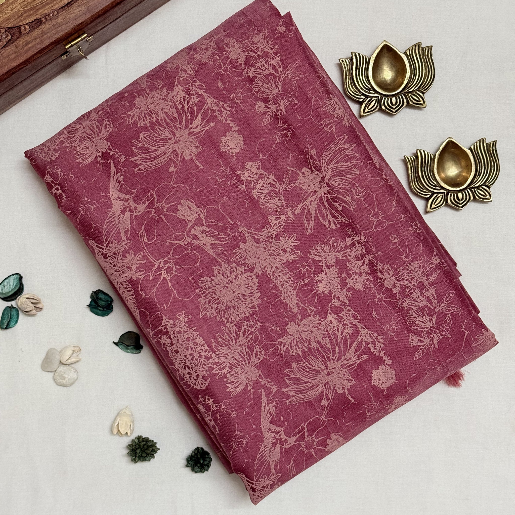 Adhiti | Onion Pink Printed Kanjivaram Kora Silk Saree