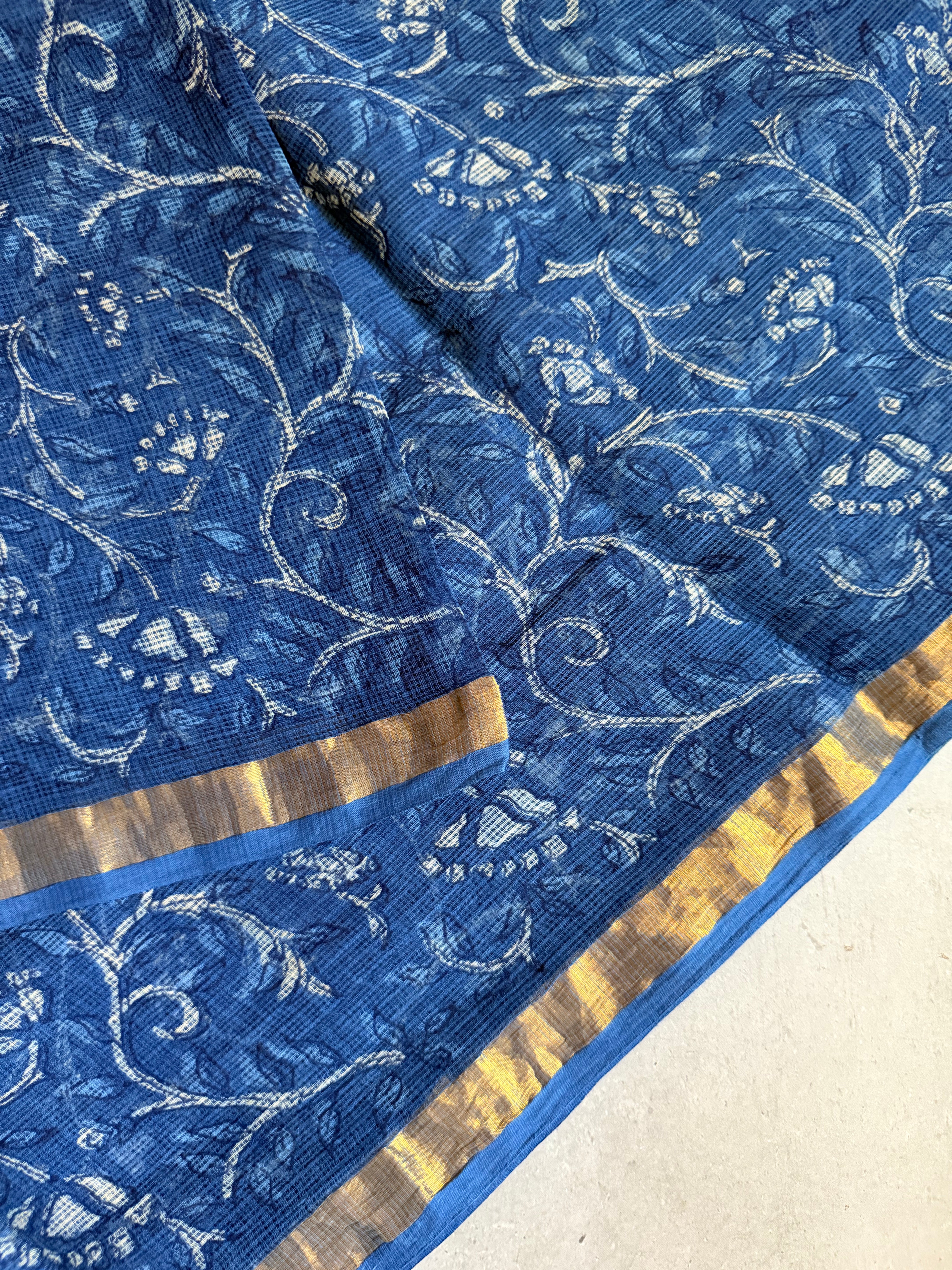 Neelantara | Indigo Block Floral Printed Kota Saree