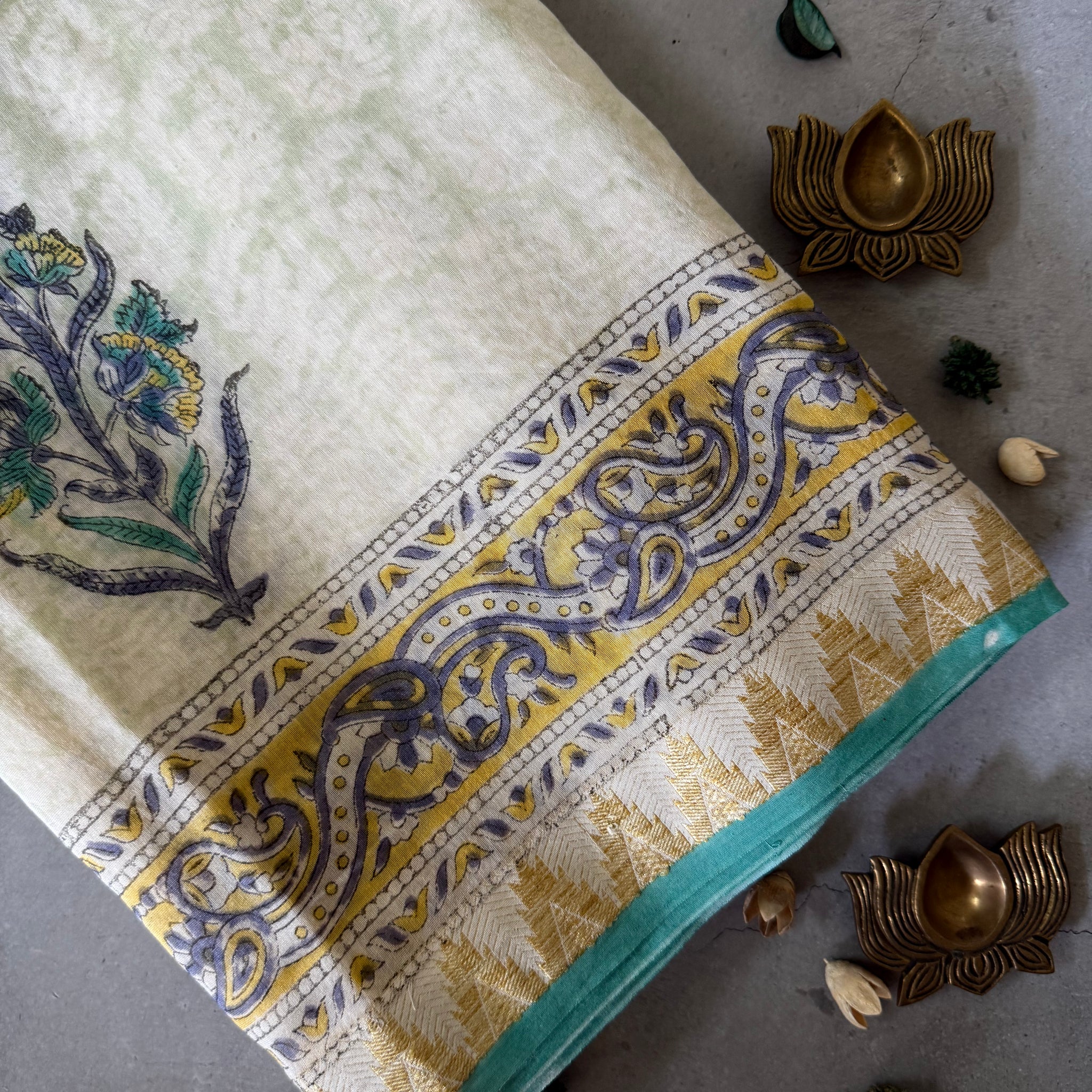 Parna | White and Blue Block Printed Maheshwari Saree