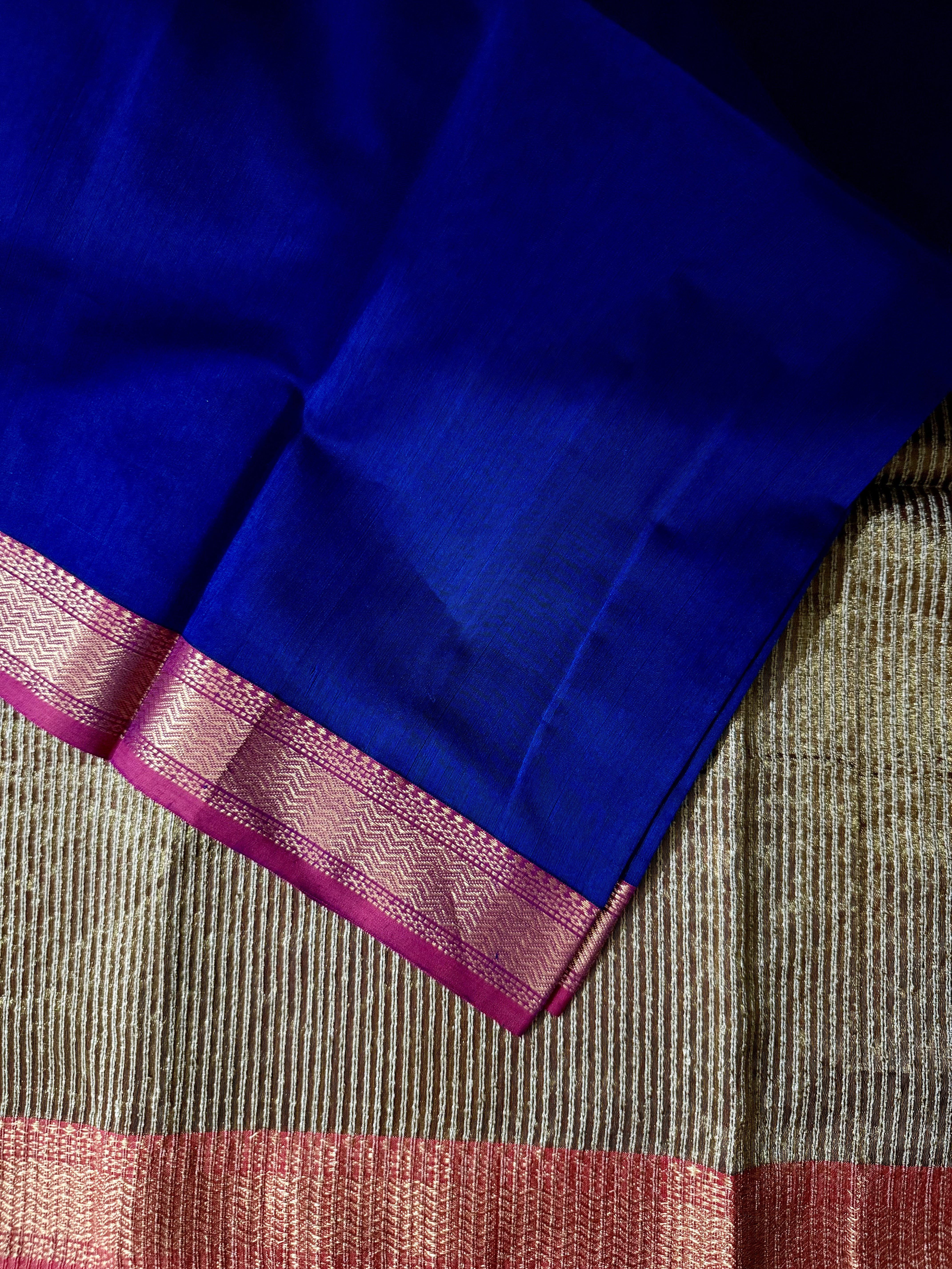 Gulnar| Royal Blue And Red Maheshwari Silk Cotton Saree
