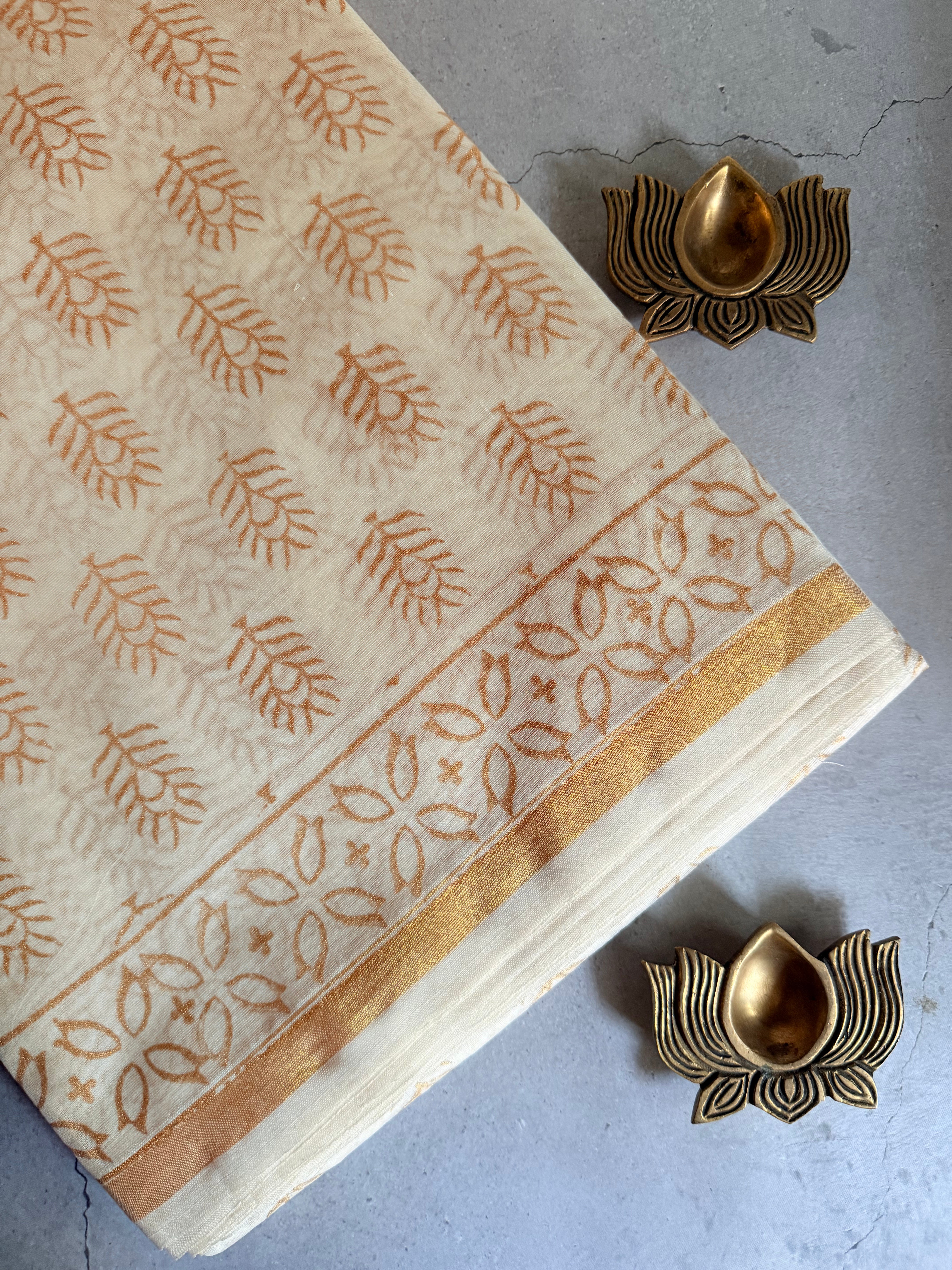 Sobita | White and Gold Floral Block Printed Chanderi Saree