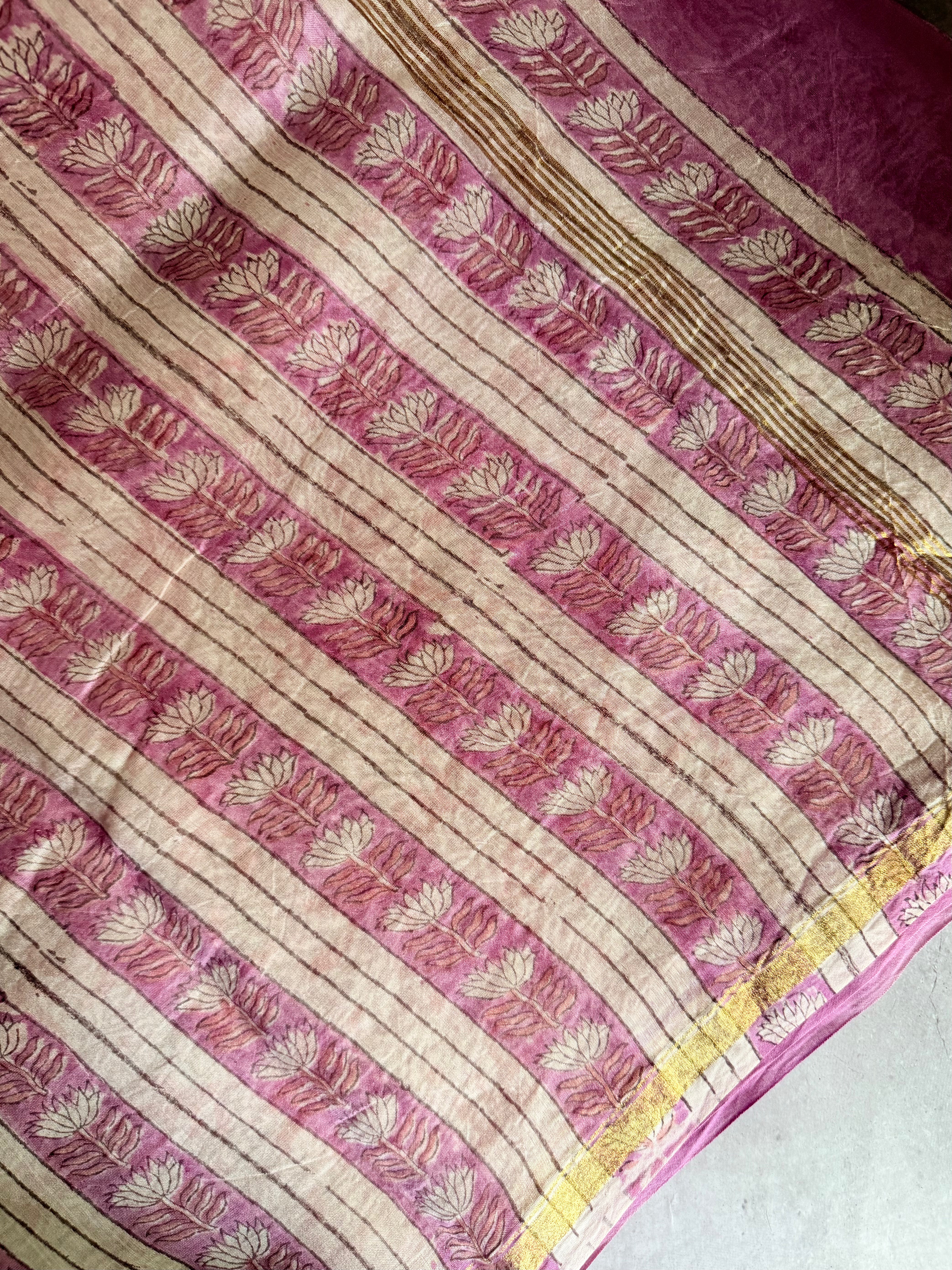 Gulika | Pink and White Floral Block Printed Chanderi Saree