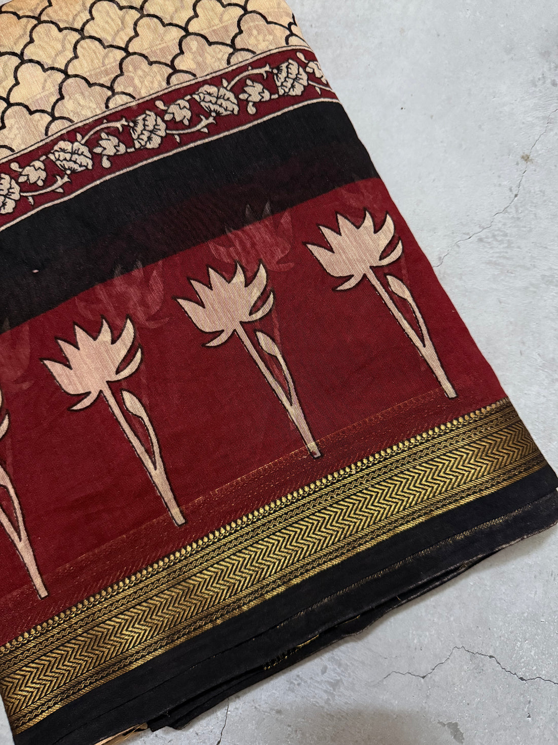 Zayana |Beige and Maroon Block Printed Maheshwari Saree
