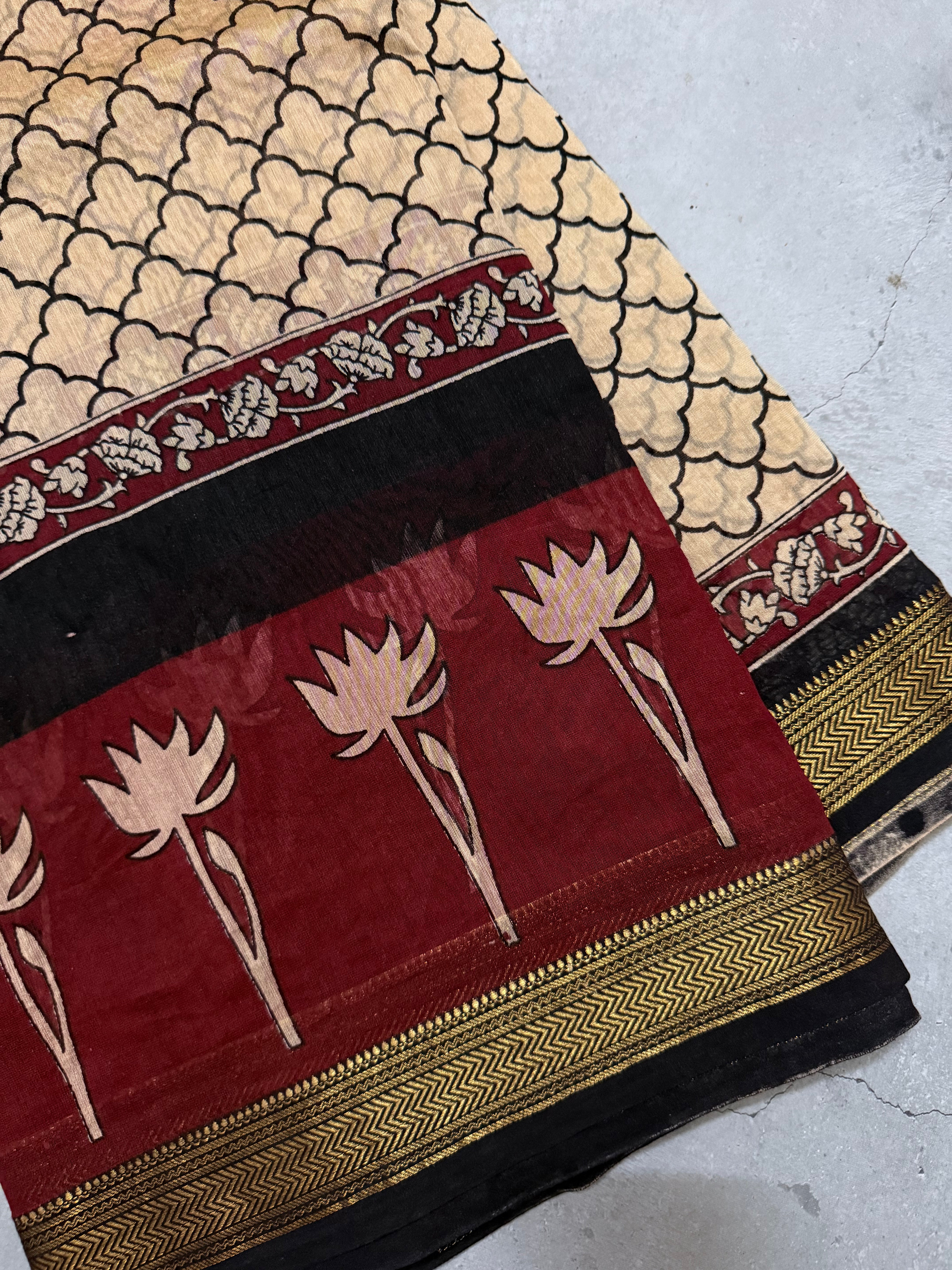 Zayana |Beige and Maroon Block Printed Maheshwari Saree