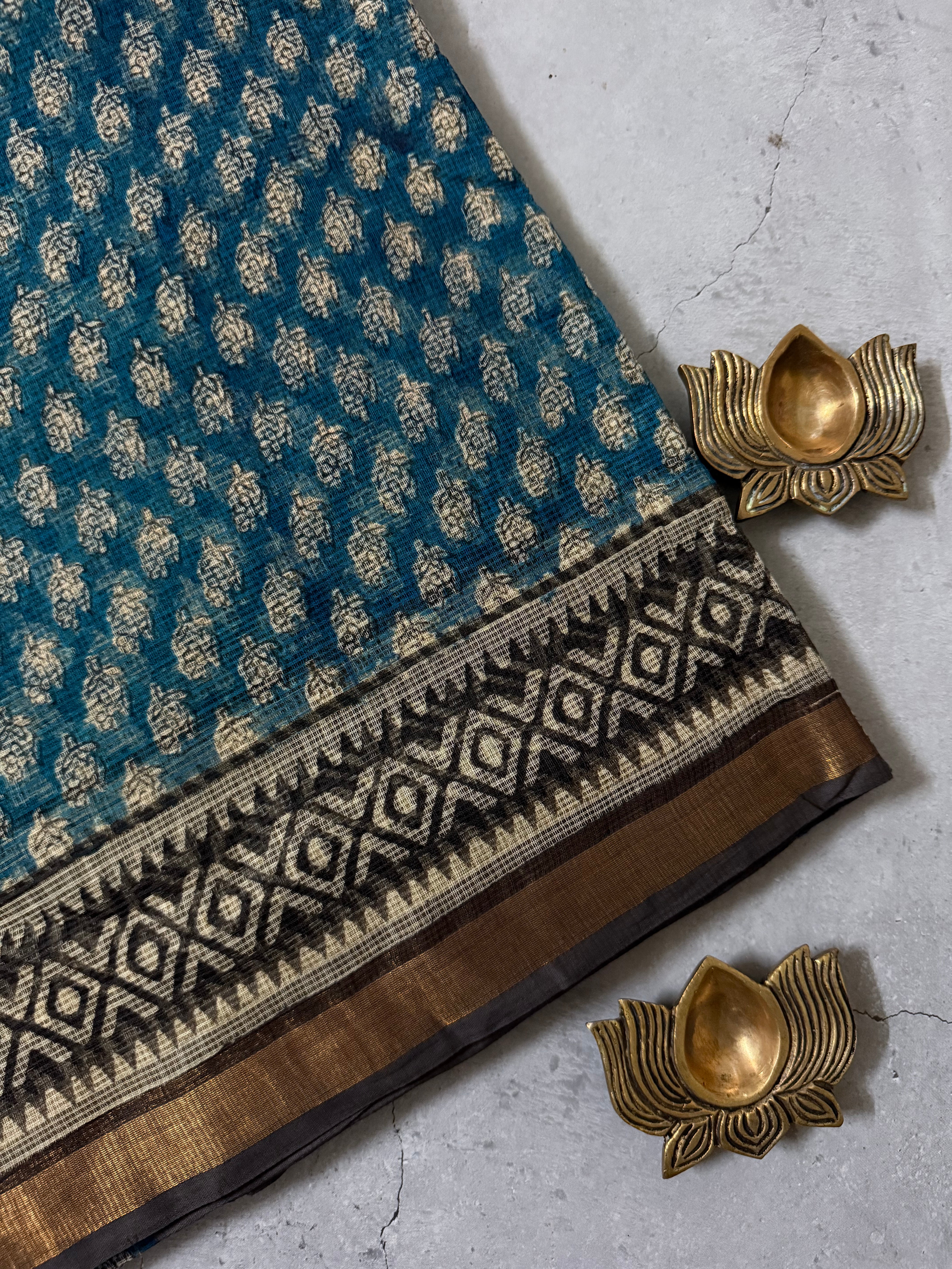 Kavisha | Blue Block Printed Kota Saree