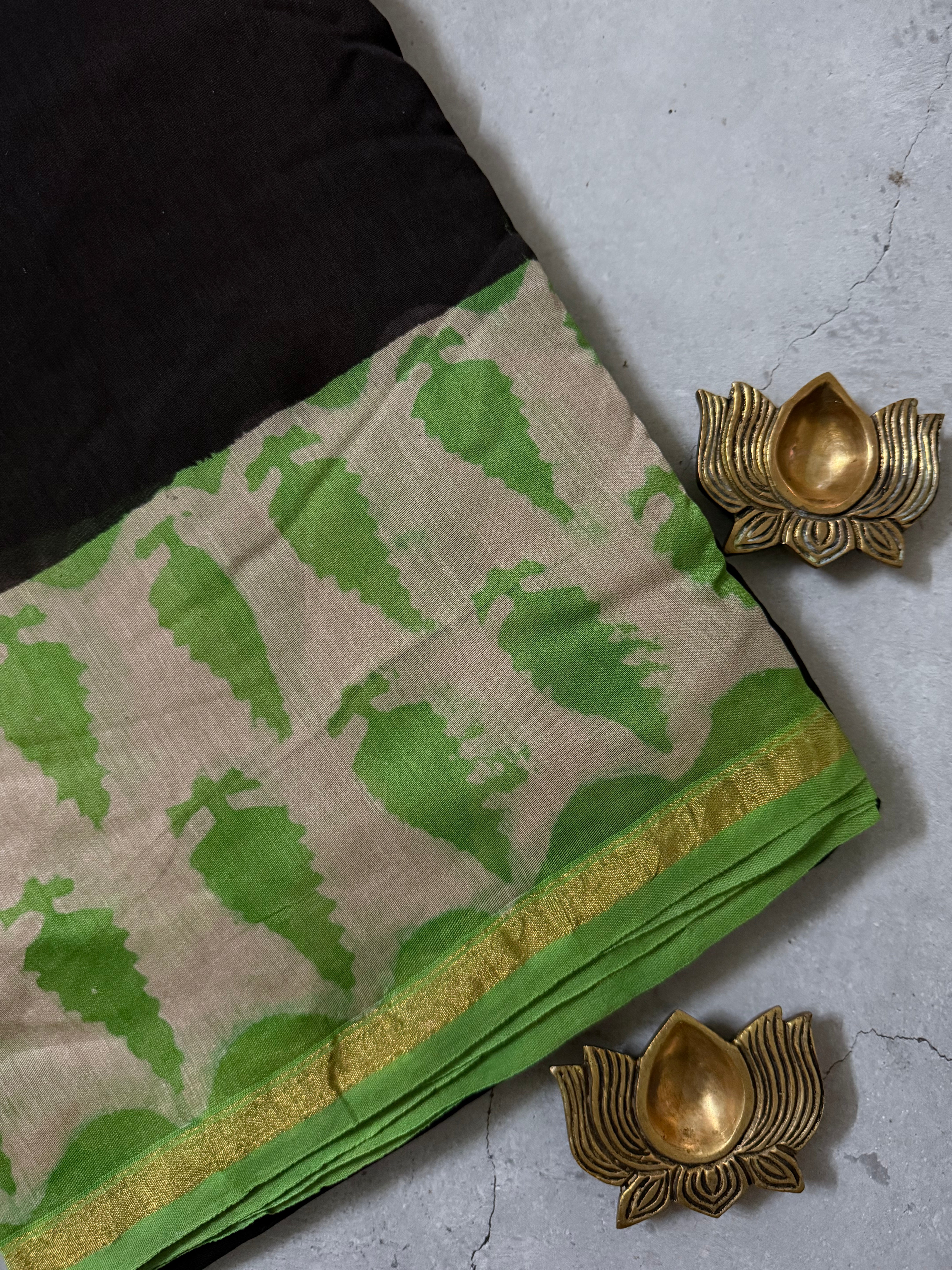 Kanisha | Black and Green Floral Block Printed Chanderi Saree