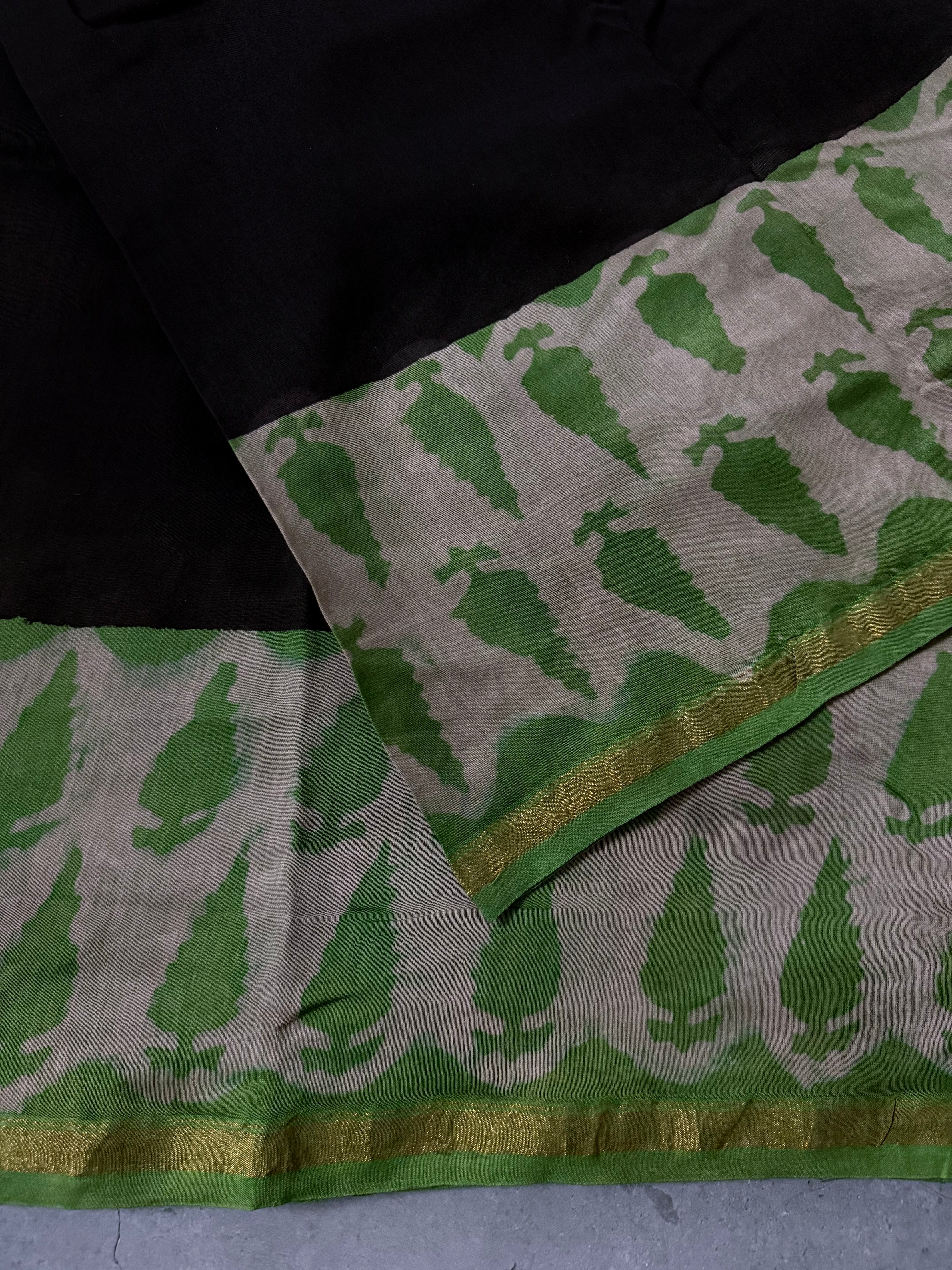 Kanisha | Black and Green Floral Block Printed Chanderi Saree