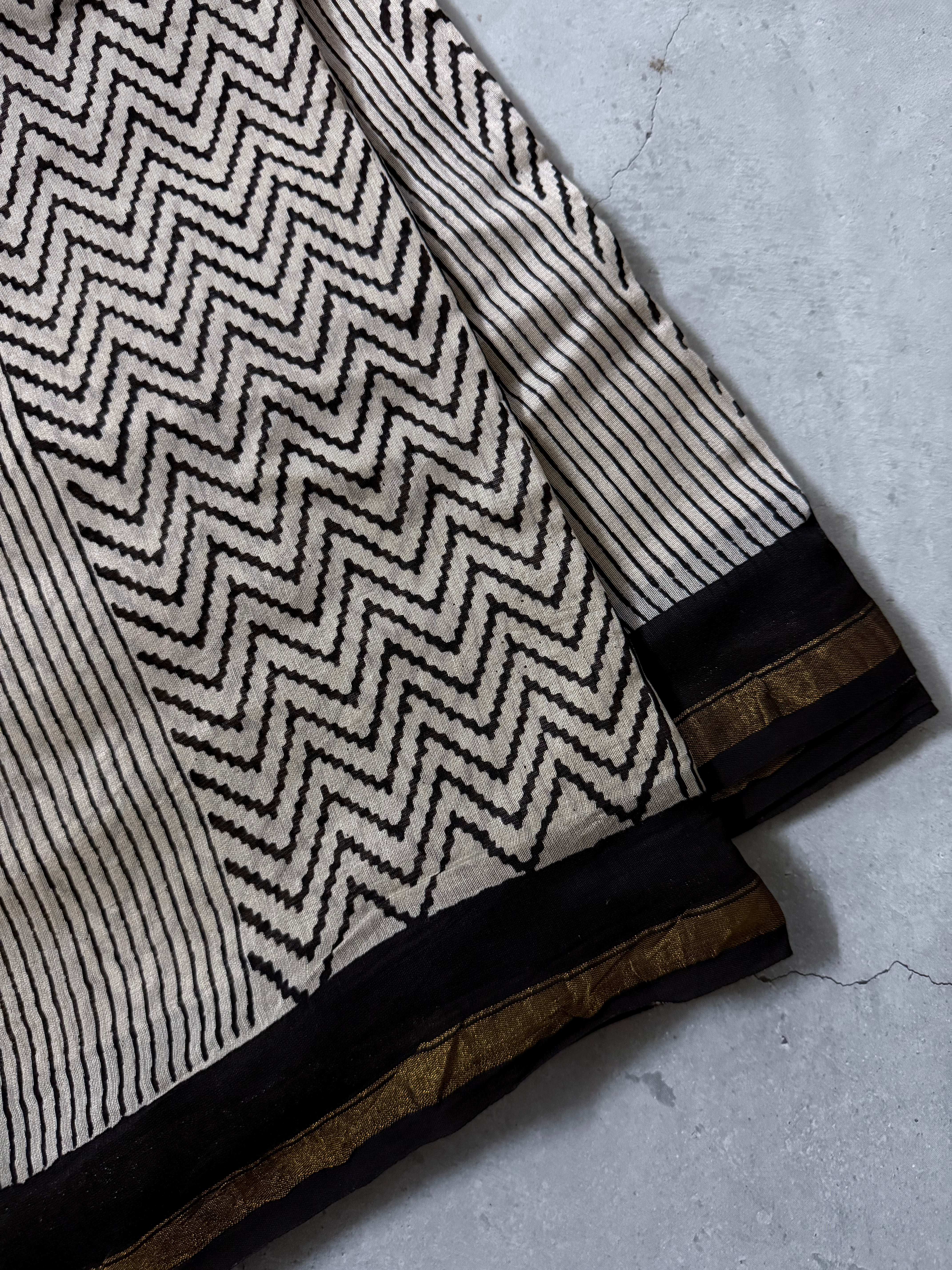 Kairavi | Beige and Black Geometric Block Printed Chanderi Saree