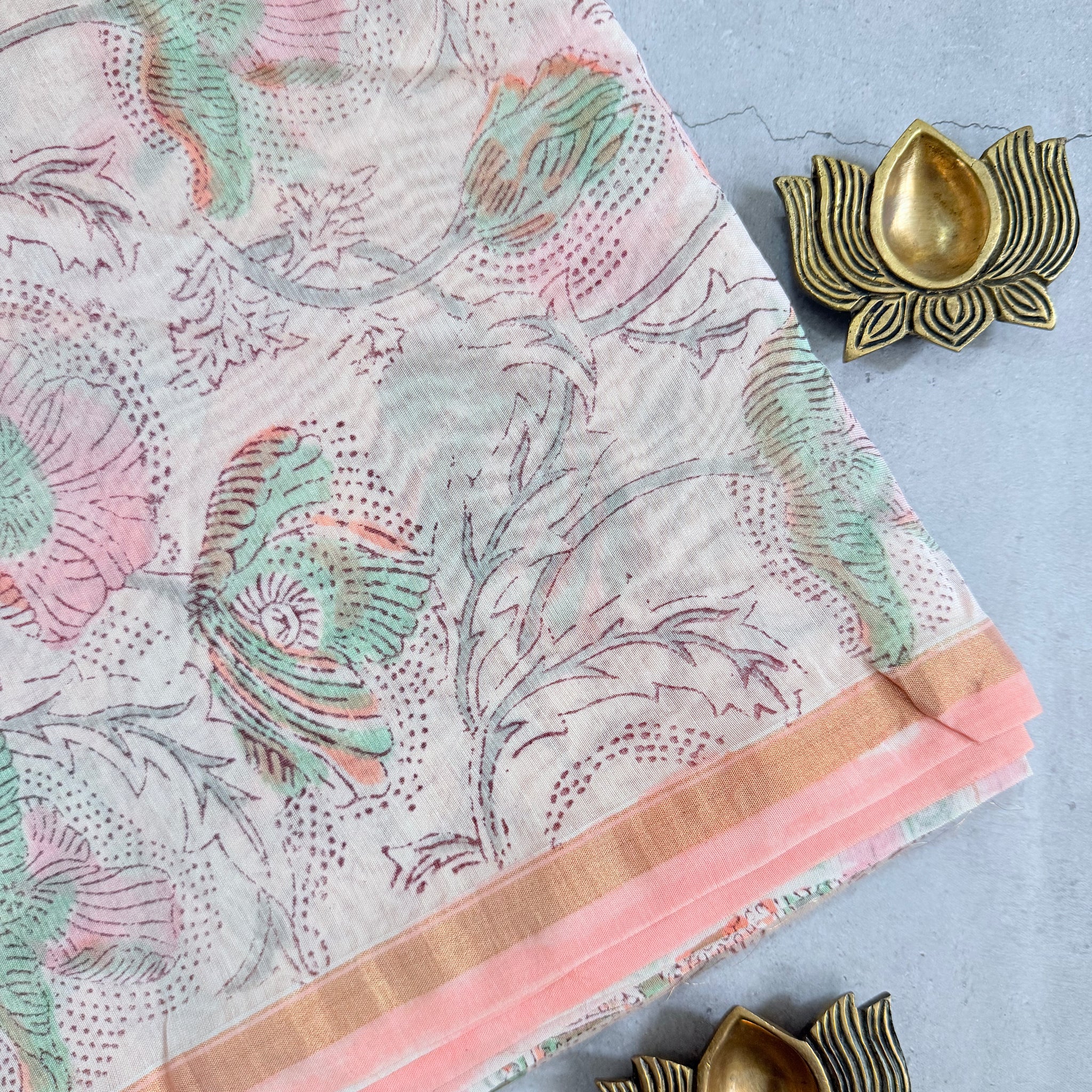 Tulasii | Peach and White Floral Block Printed Chanderi Saree