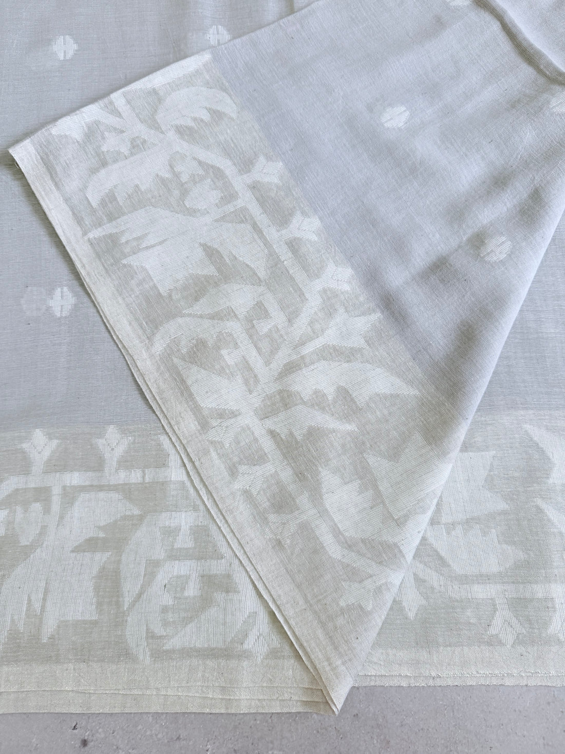 Kanagam | Pearl white and Grey Bengal Cotton Saree