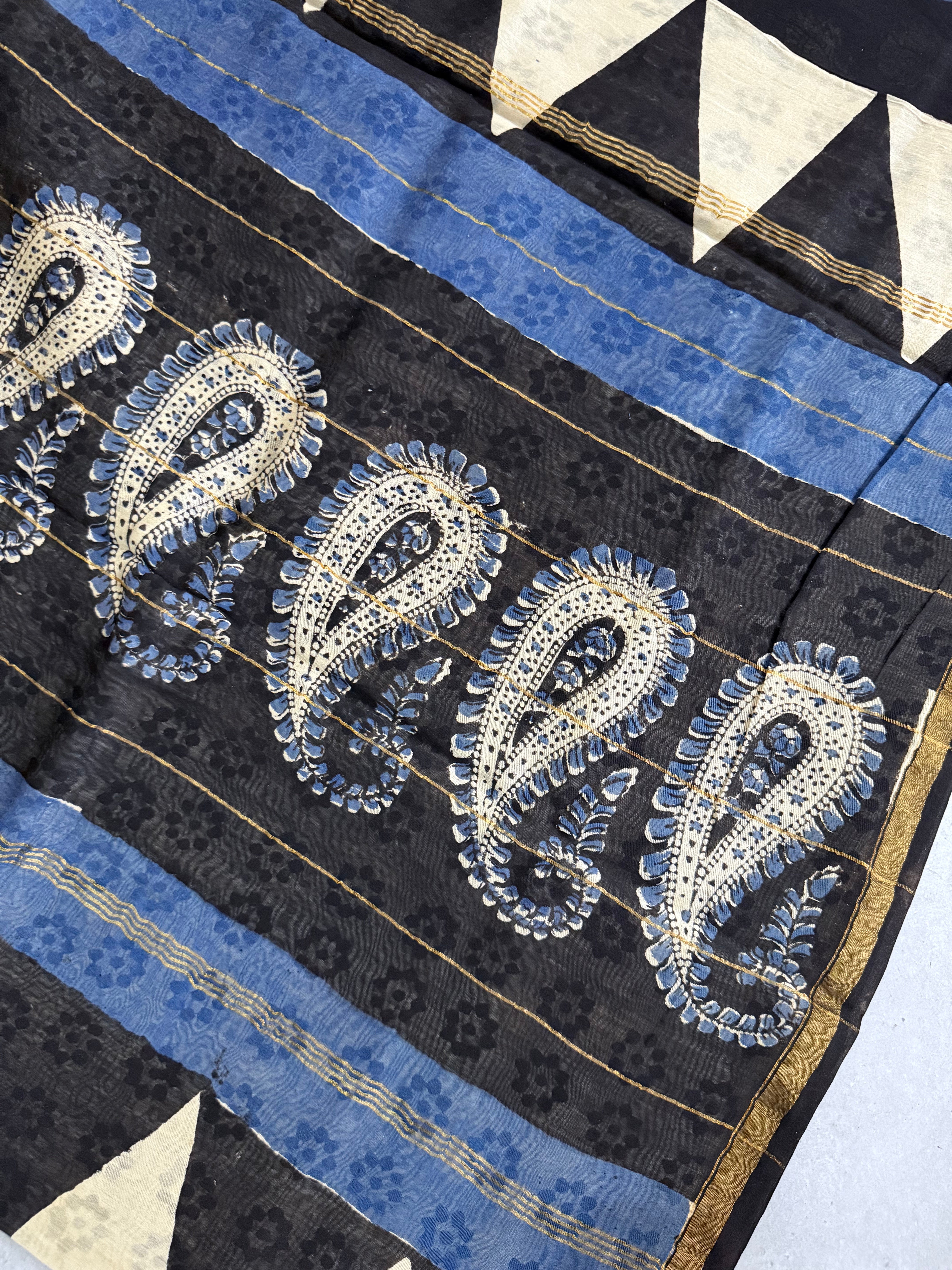 Ratnaa | Blue and Black Floral Block Printed Chanderi Saree