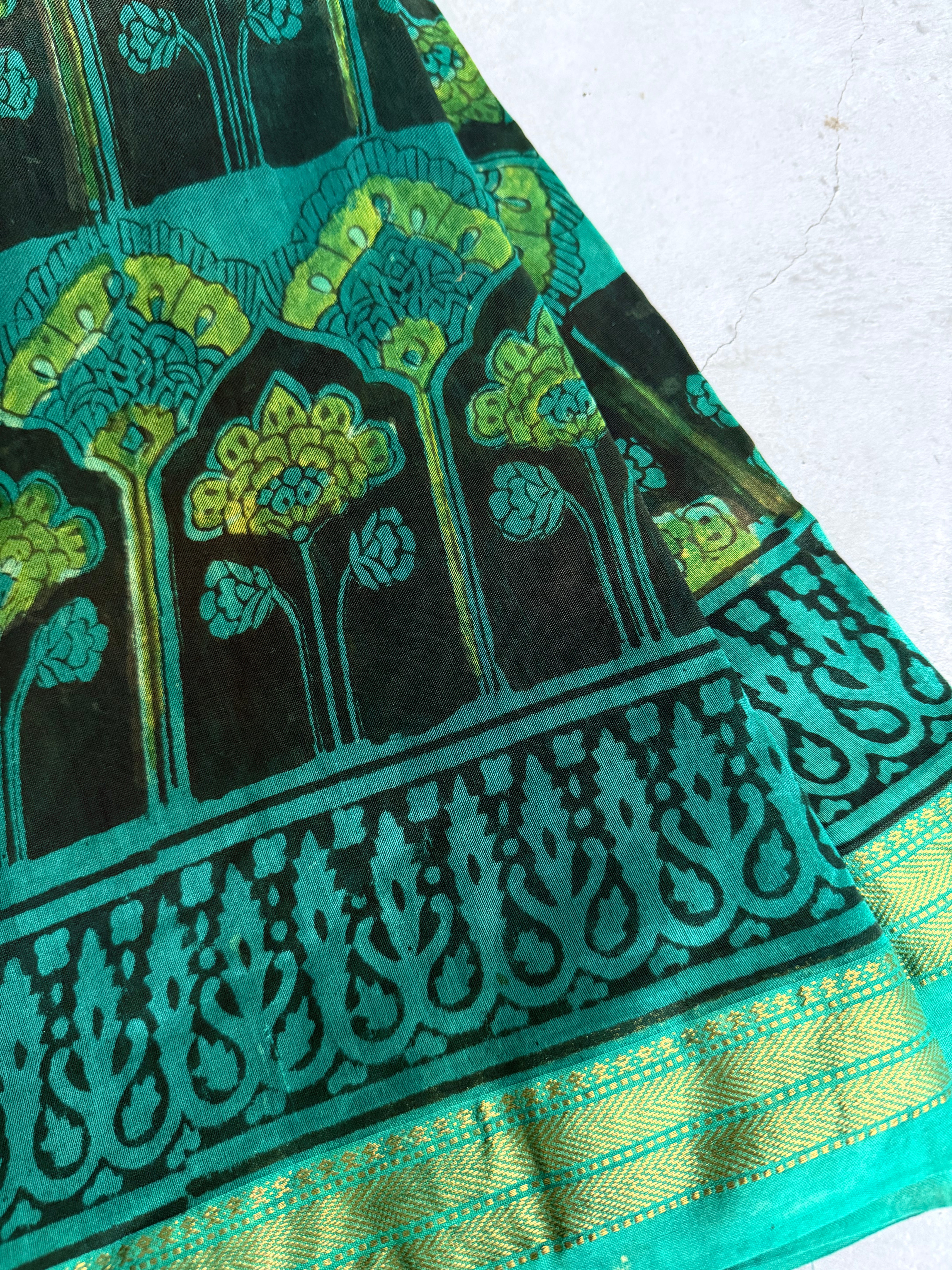 Rajnigandha | Green and Black Block Printed Maheshwari Saree