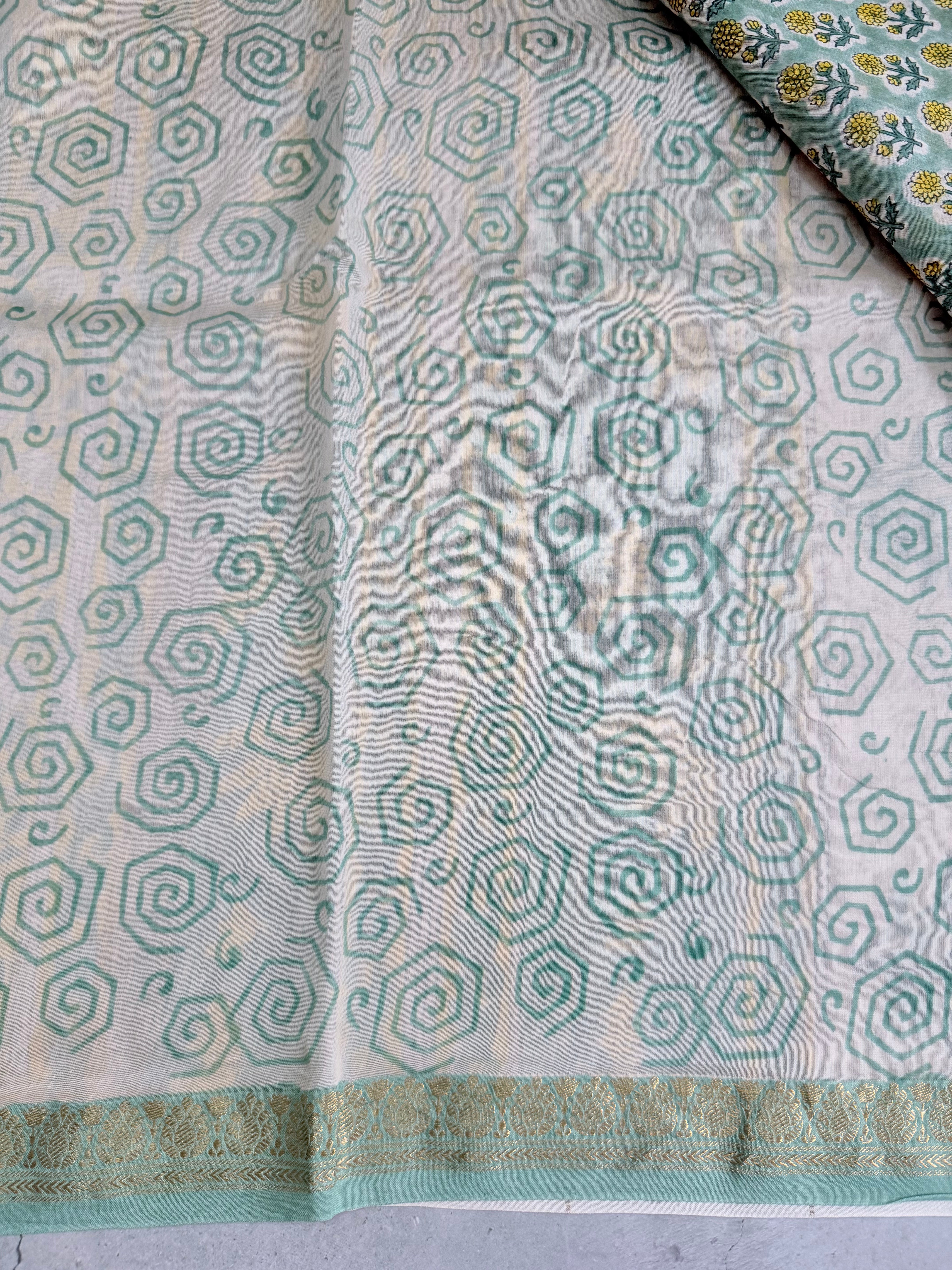 Shubhra | Pastle Green Block Printed Maheshwari Saree