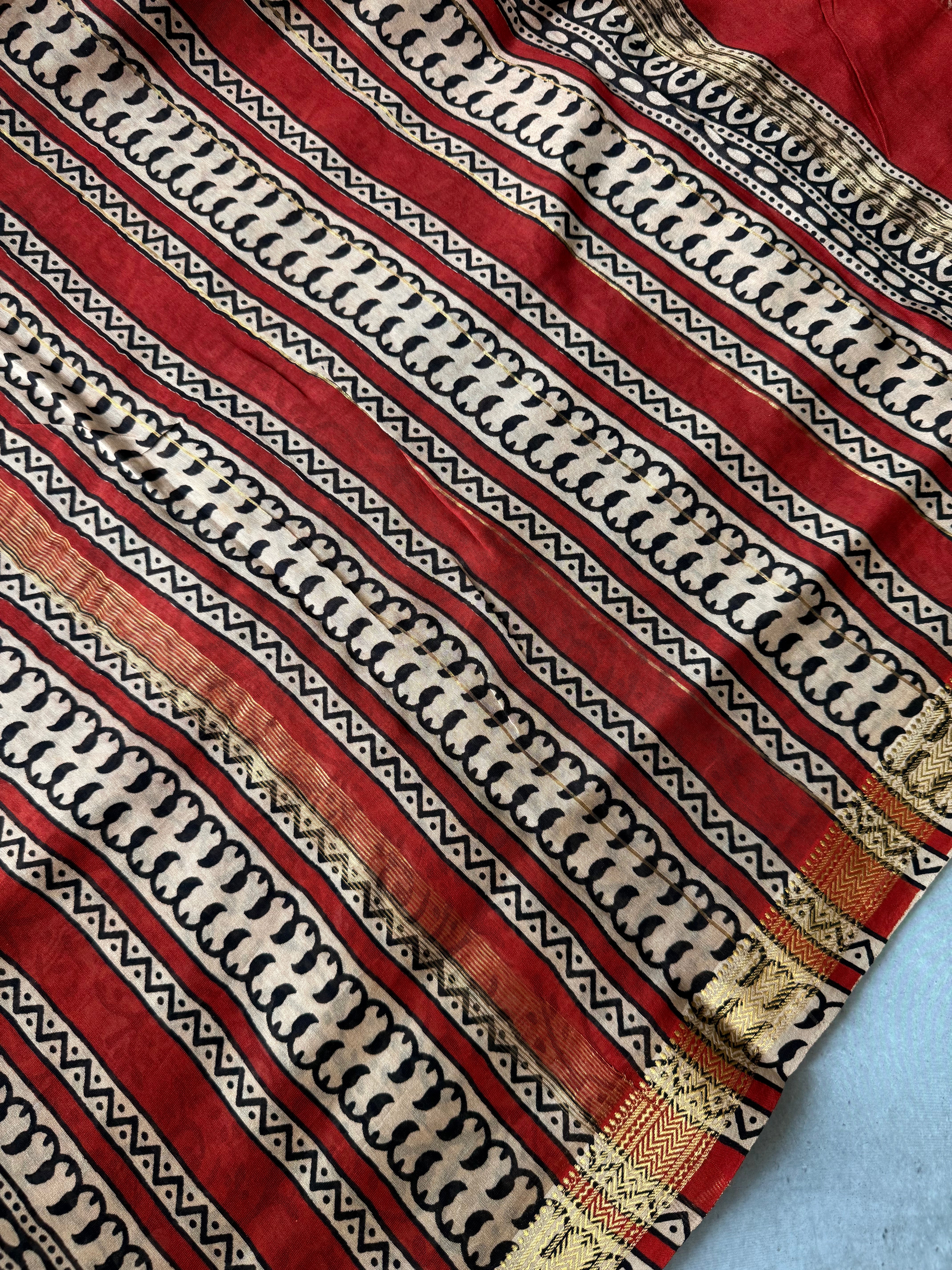 Pushpita | Red Block Printed Maheshwari Saree