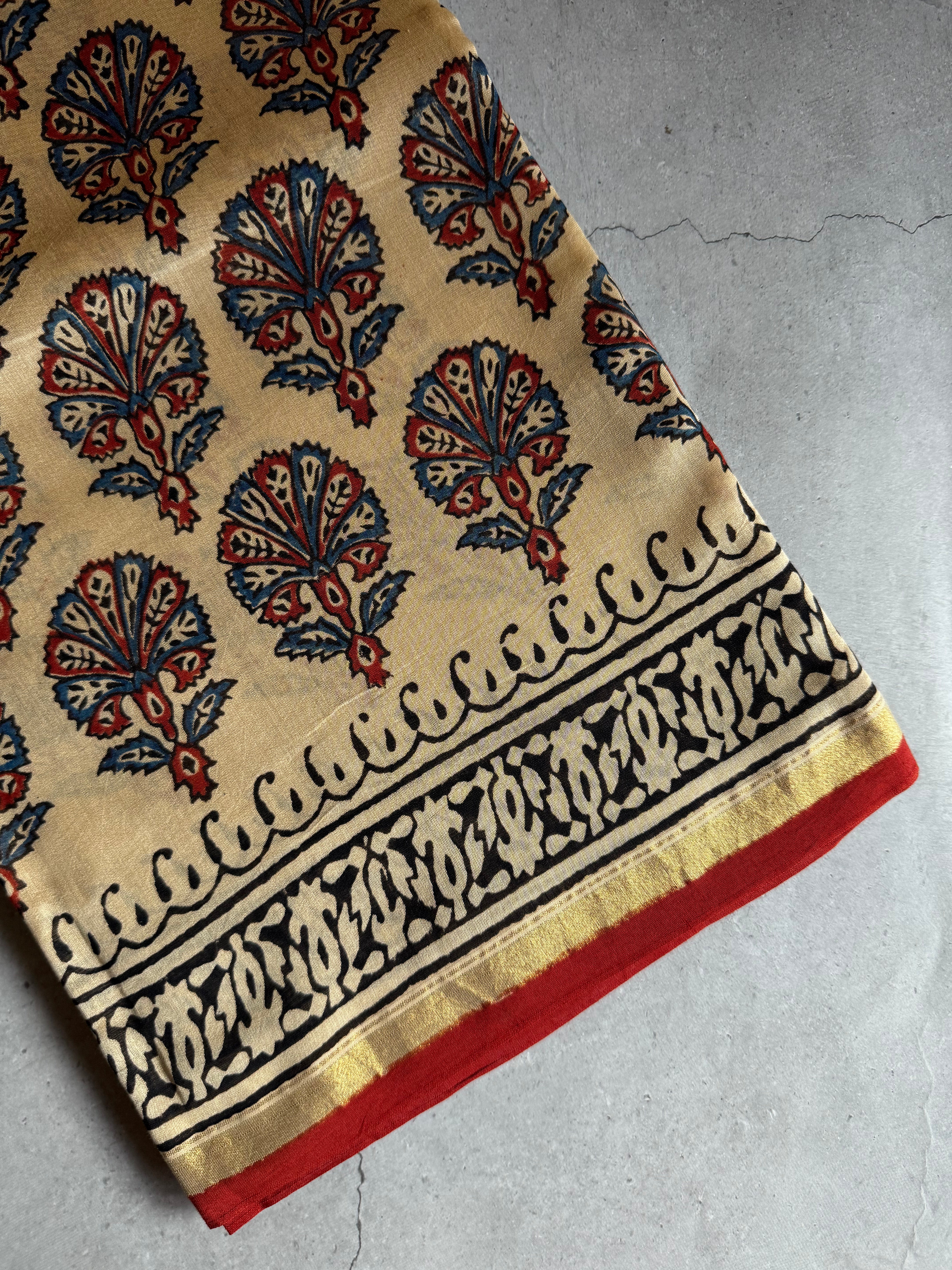 Chandrikaa | Beige and Red Block Printed Chanderi Saree