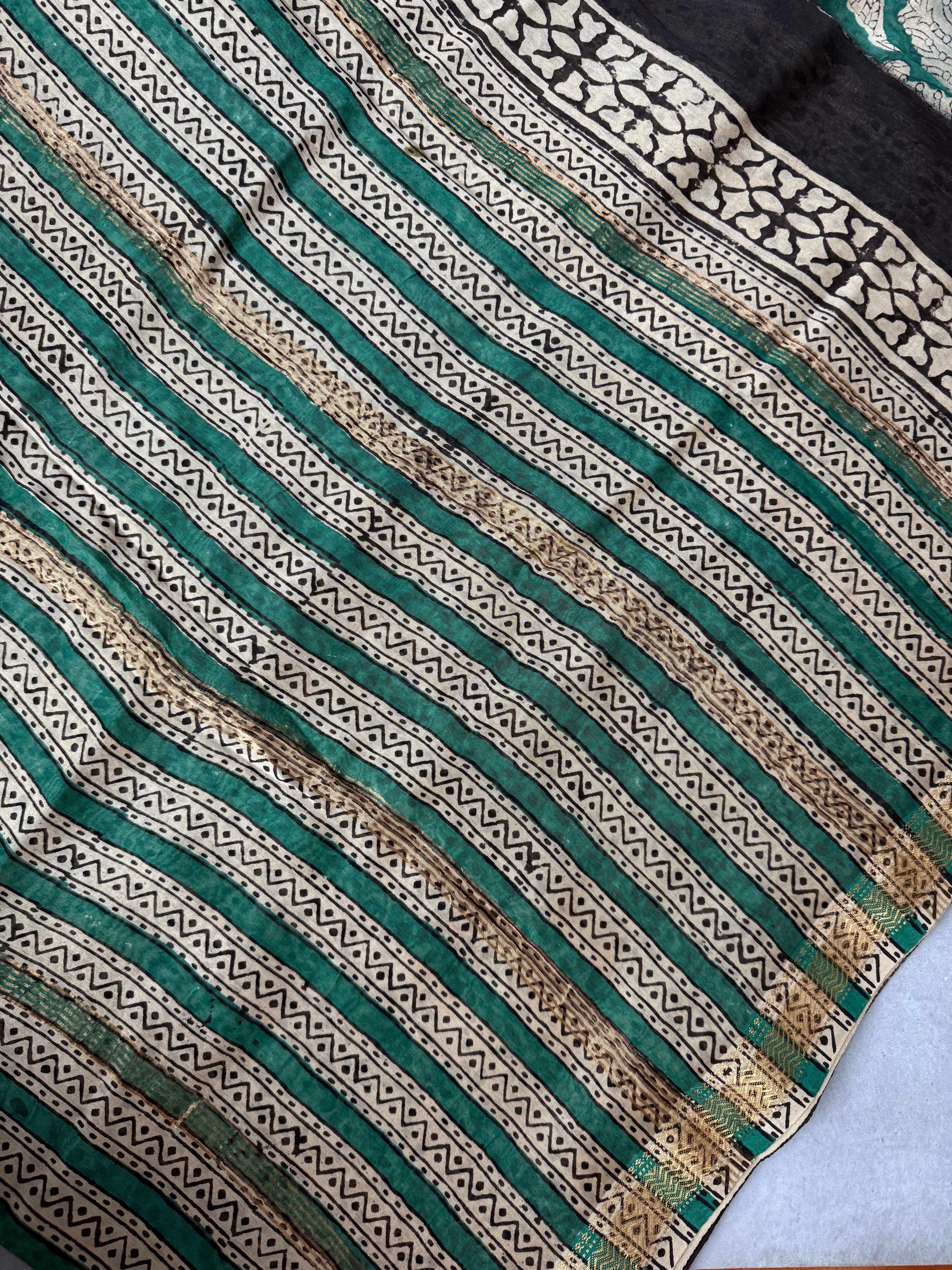 Praseedha | Emerald Green Block Printed Maheshwari Saree