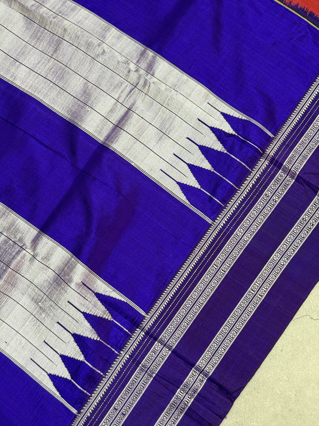 Aamrapali | Red and Purple Handloom Ilkal Saree