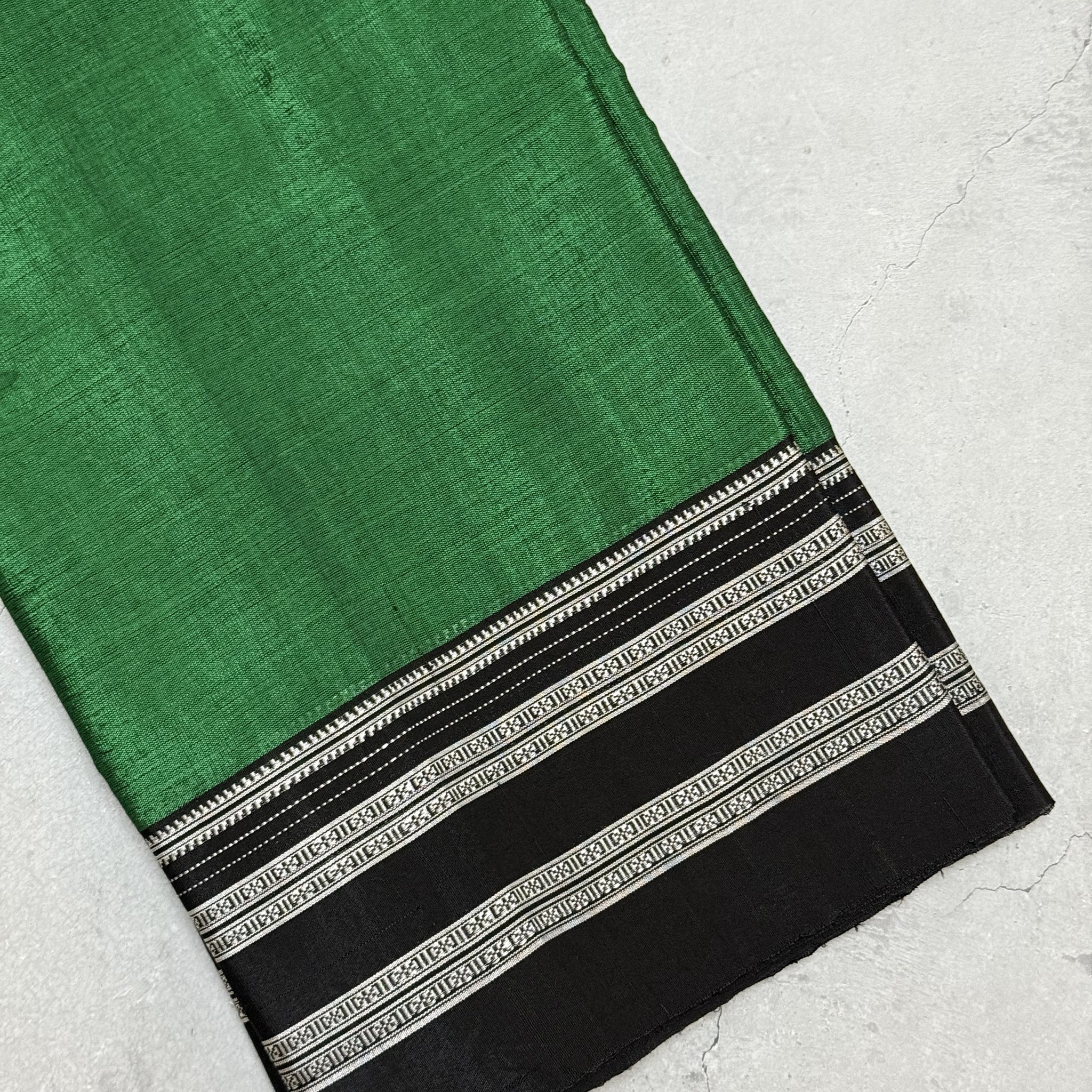 Aarunya| Green and Black Ilkal Saree